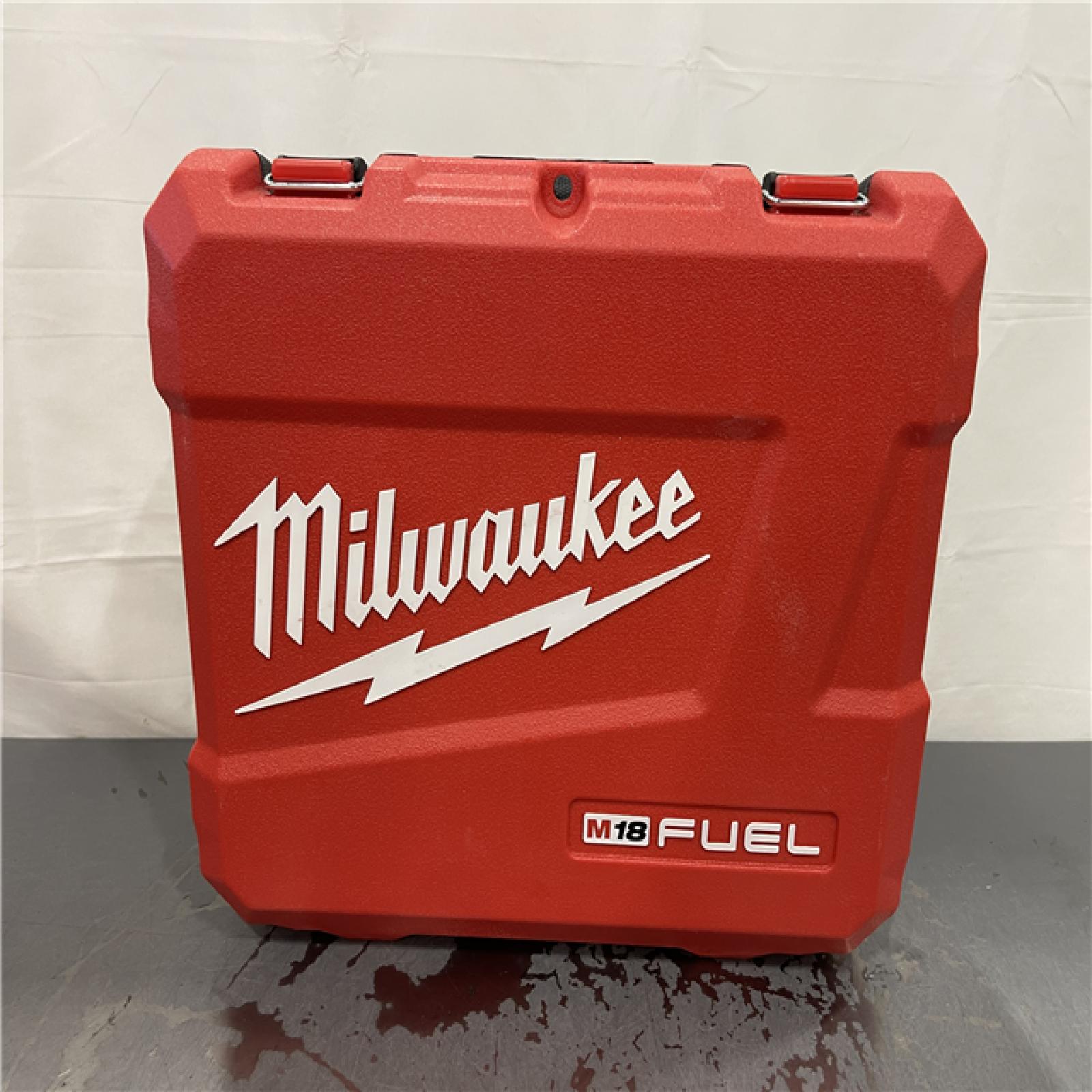 AS-IS - Milwaukee M18 FUEL 18V Lithium-Ion Brushless Cordless 1/2 in. Hammer Drill Driver Kit