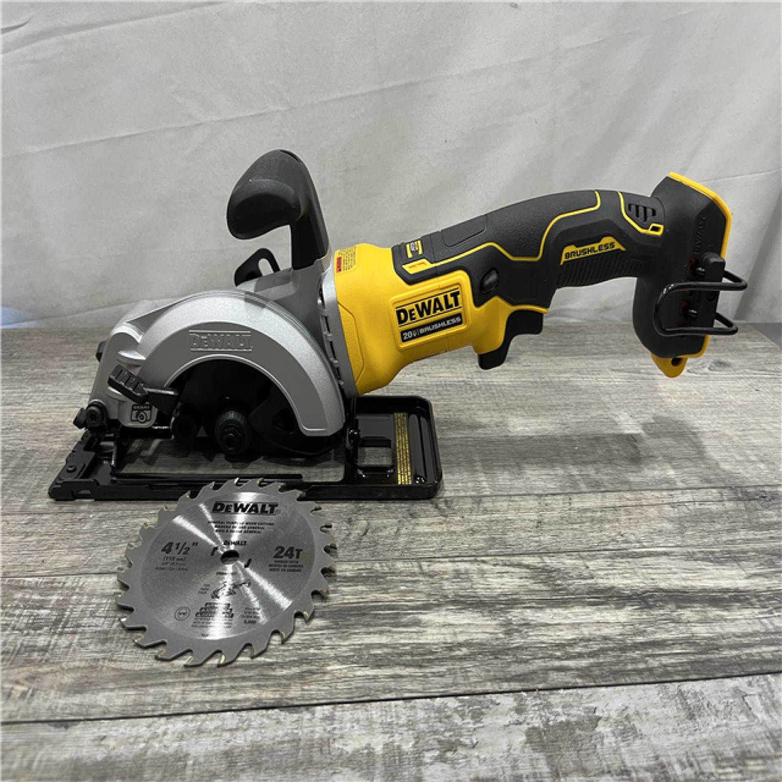 AS-IS DEWALT ATOMIC 20V MAX Cordless Brushless 4-1/2 in. Circular Saw (Tool Only)
