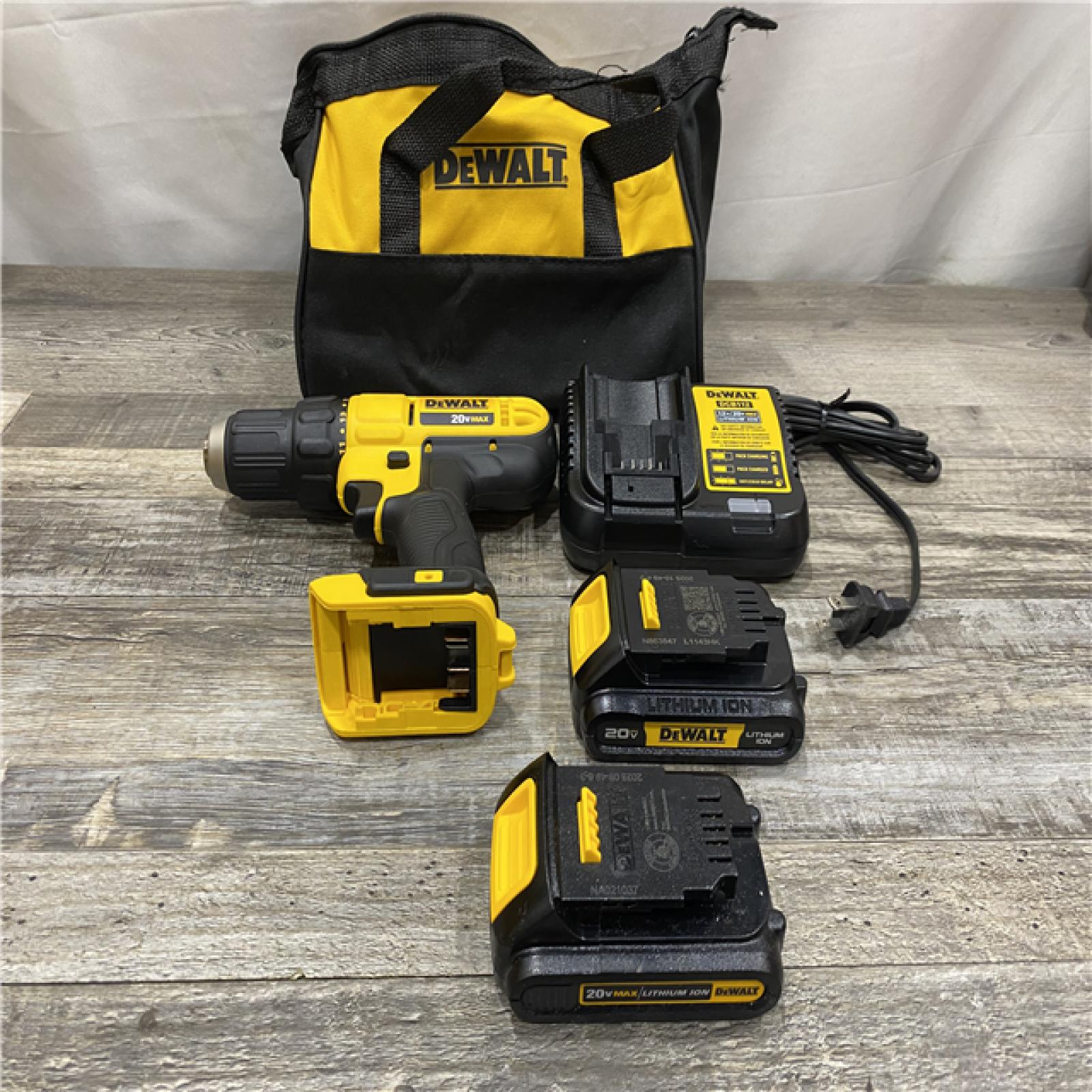 AS-IS DEWALT 20V MAX Cordless 1/2 in. Drill/Driver Kit