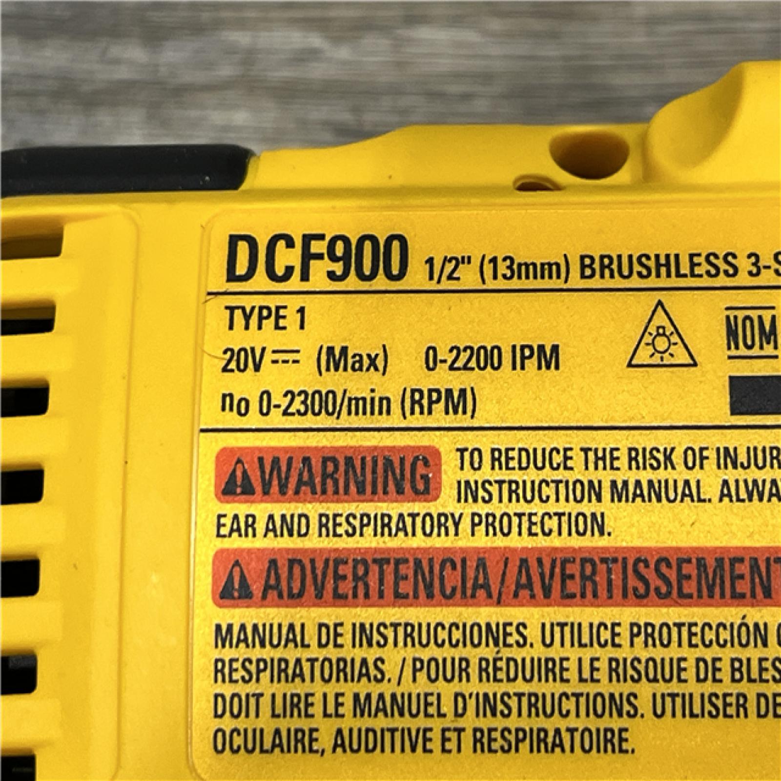 AS-IS DEWALT 20V MAX Lithium-Ion Cordless 1/2 in. Impact Wrench Kit