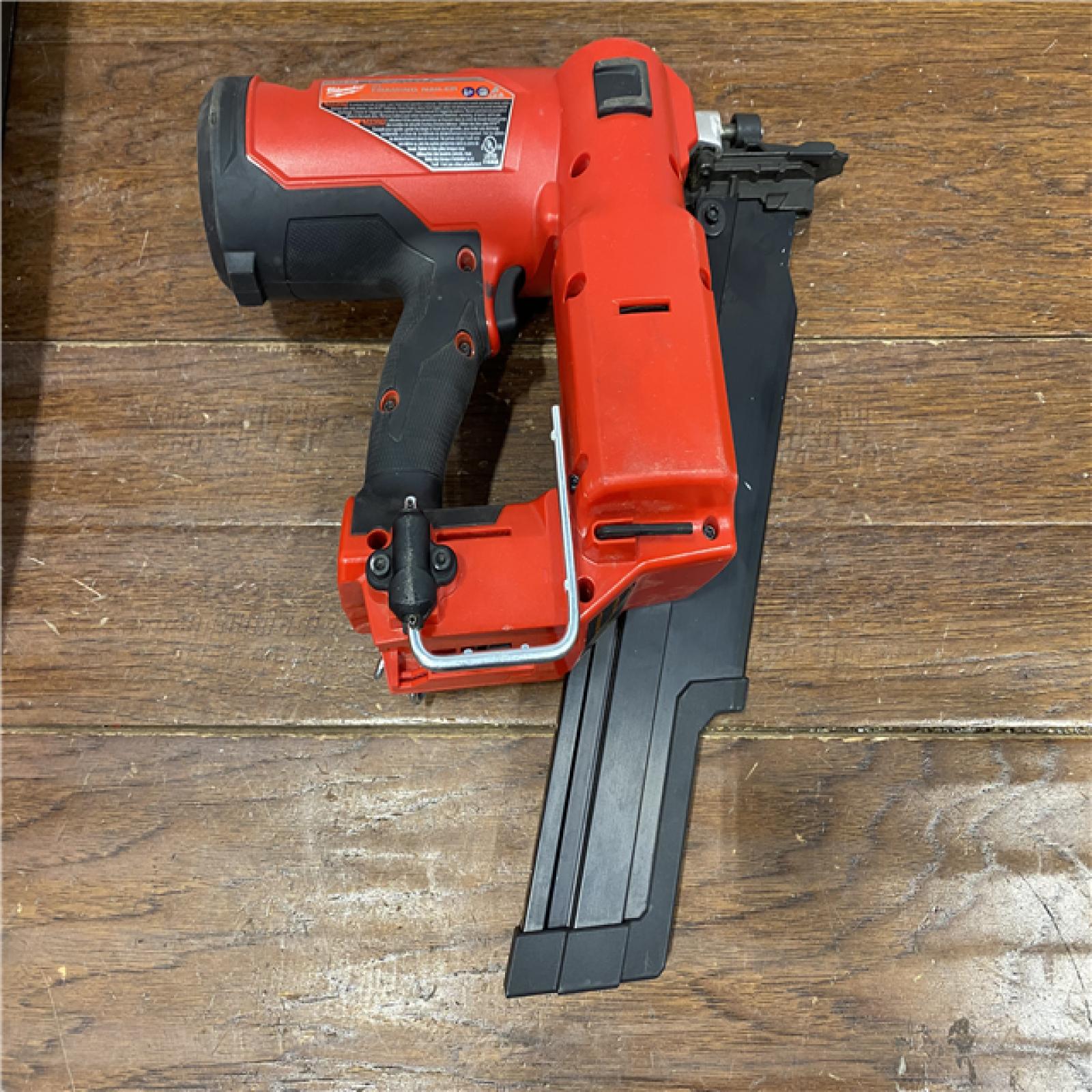 AS-IS Milwaukee 2744-20 M18 FUEL 3-1/2 in. 18-Volt 21-Degree Lithium-Ion Brushless Cordless Framing Nailer (Tool-Only)