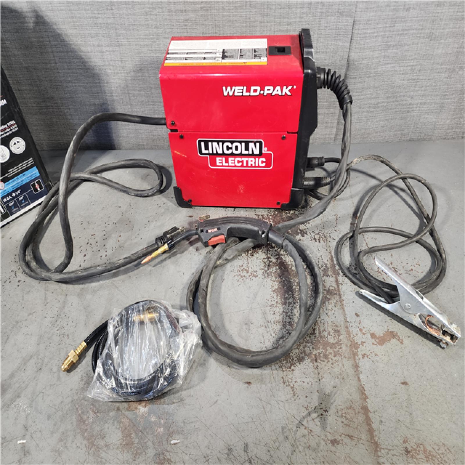 HOUSTON LOCATION - AS-IS Lincoln Electric WELD-PAK 90i MIG and Flux-Cored Wire Feeder Welder with Gas Regulator