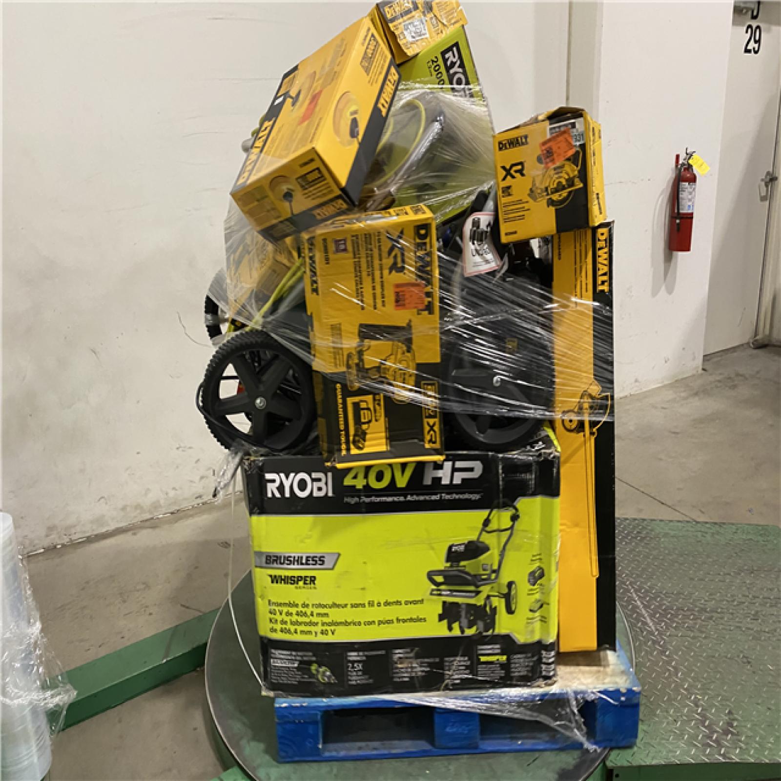 Dallas Location - As-Is Tool Pallet