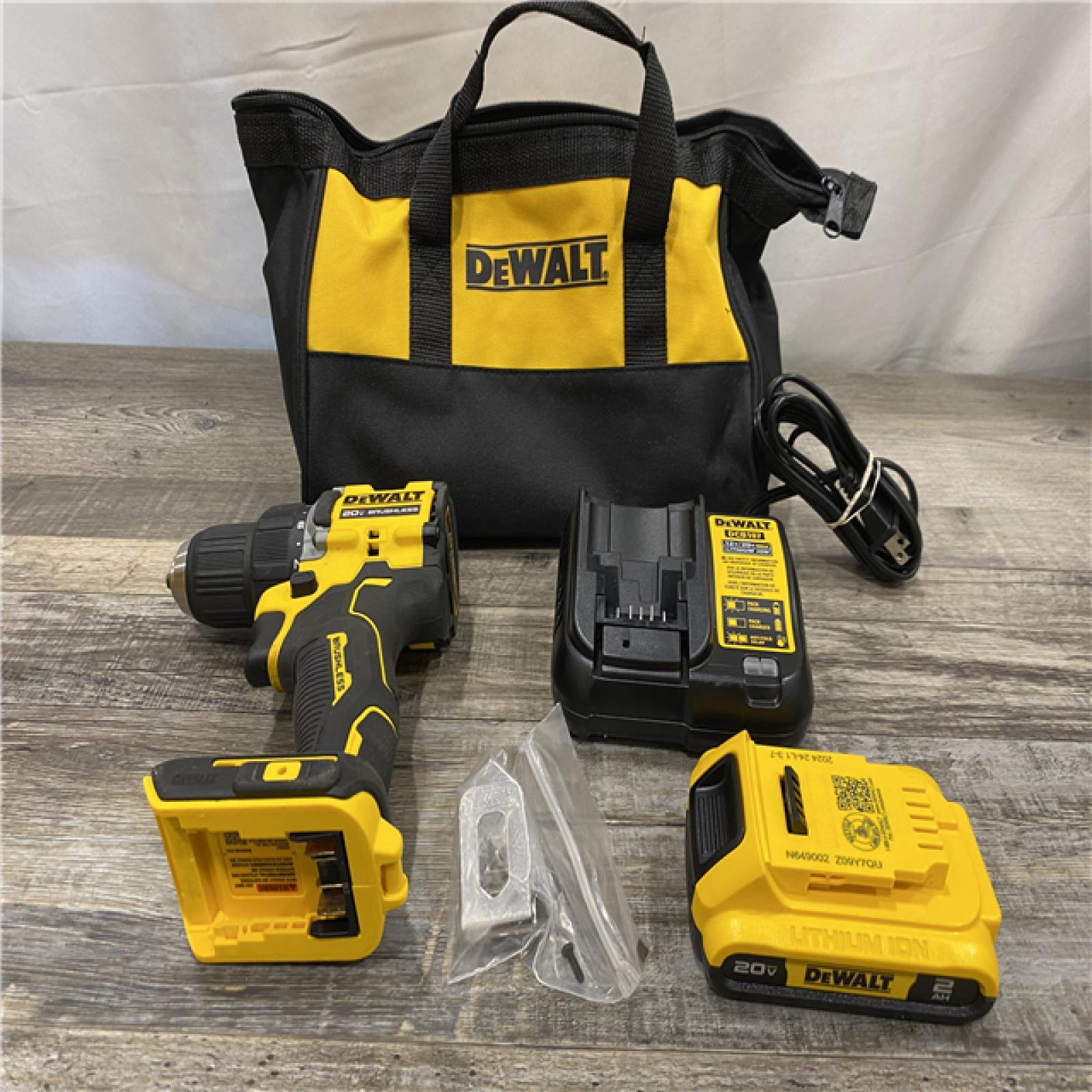 AS-IS DEWALT Atomic 20V Lithium-Ion Cordless Compact 1/2 in. Drill/Driver Kit