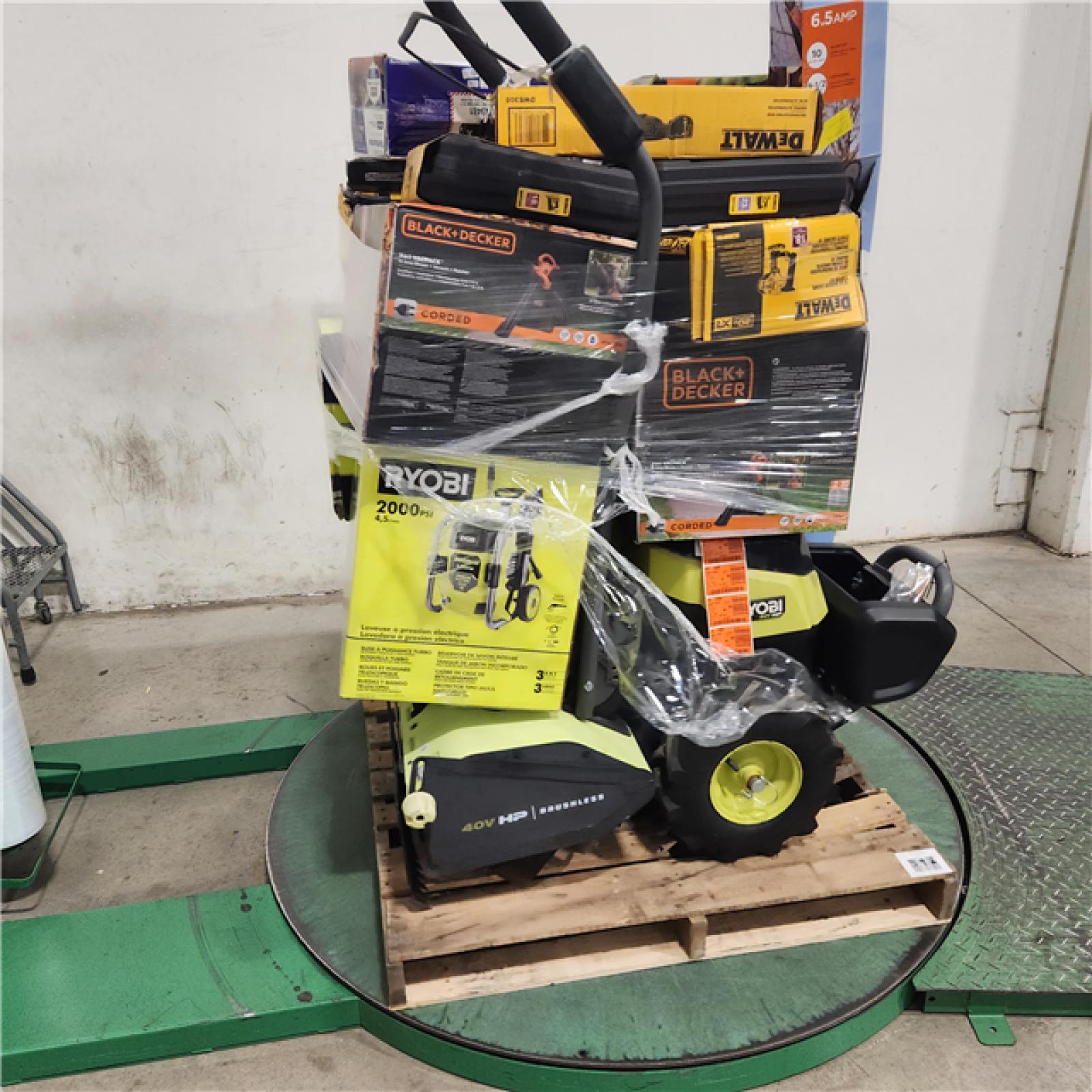 Dallas Location - As-Is Tool Pallet