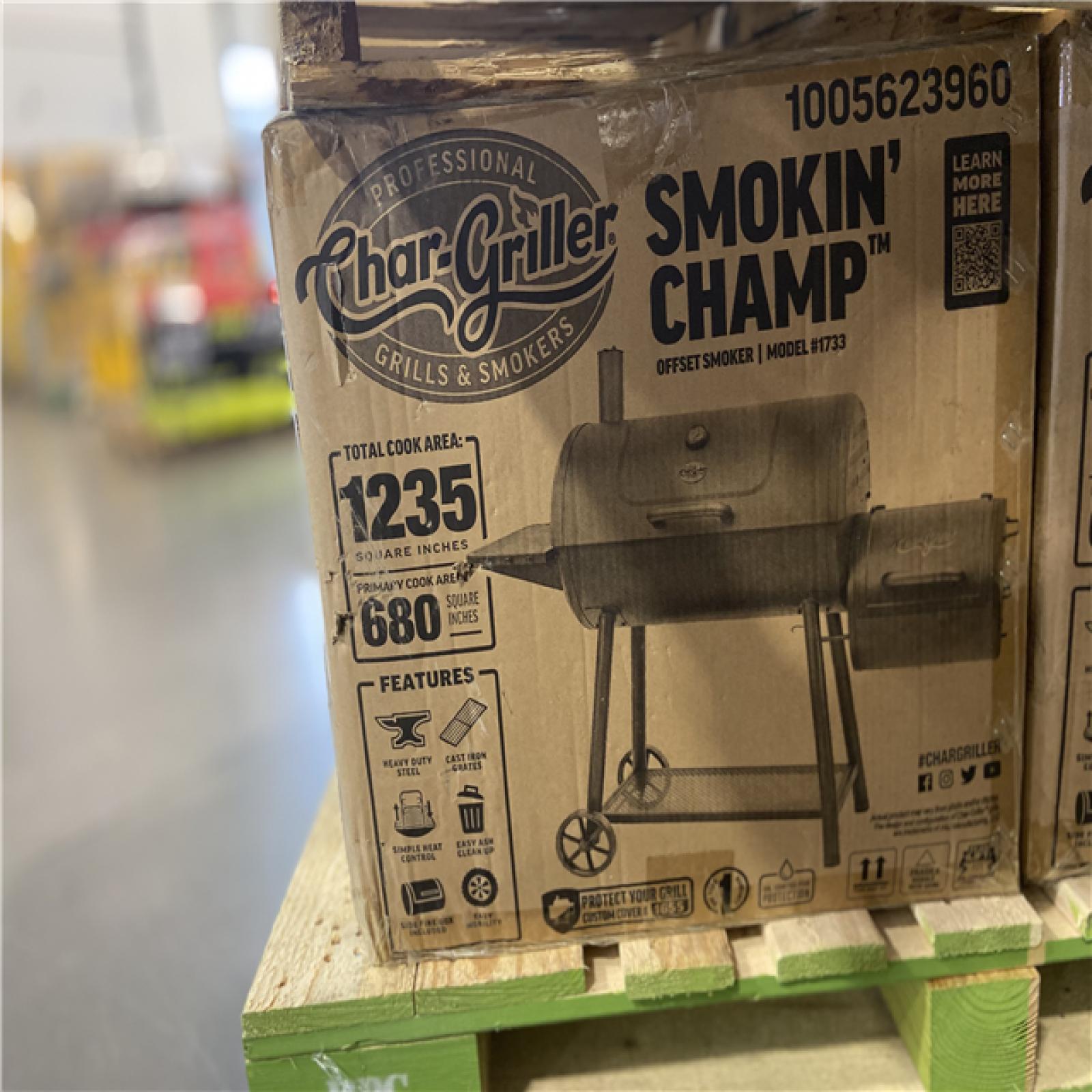 DALLAS LOCATION - Char-Griller Smokin' Champ Charcoal Grill Offset Smoker in Black