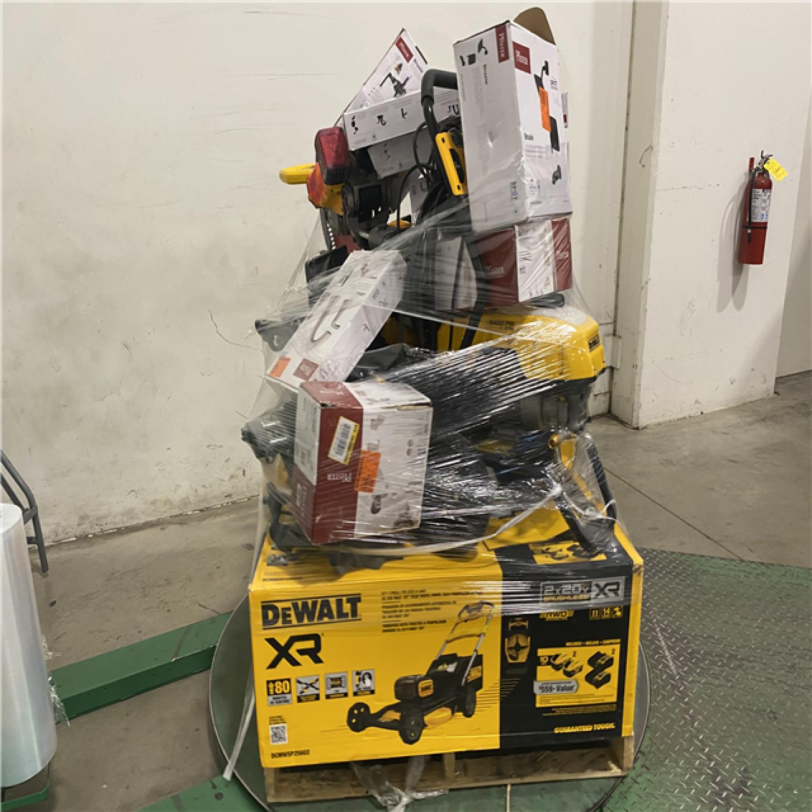 Dallas Location - As-Is Tool Pallet