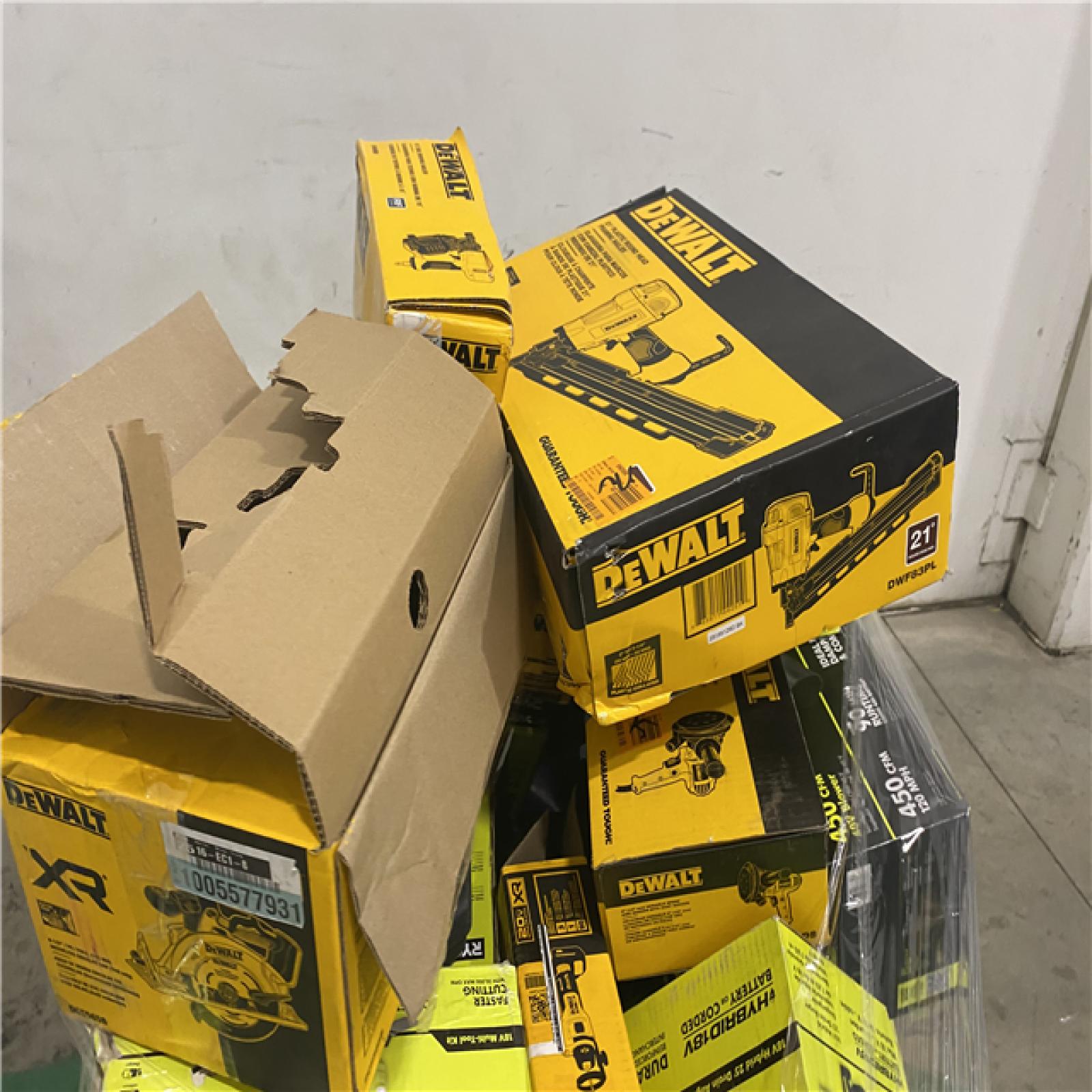 Dallas Location - As-Is Tool Pallet