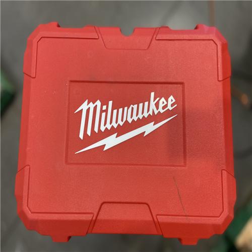 LIKE NEW  - Milwaukee M12 12-Volt Lithium-Ion Cordless Green 250 ft. 3-Plane Laser Level Kit with One 4.0 Ah Battery  Charger and Case