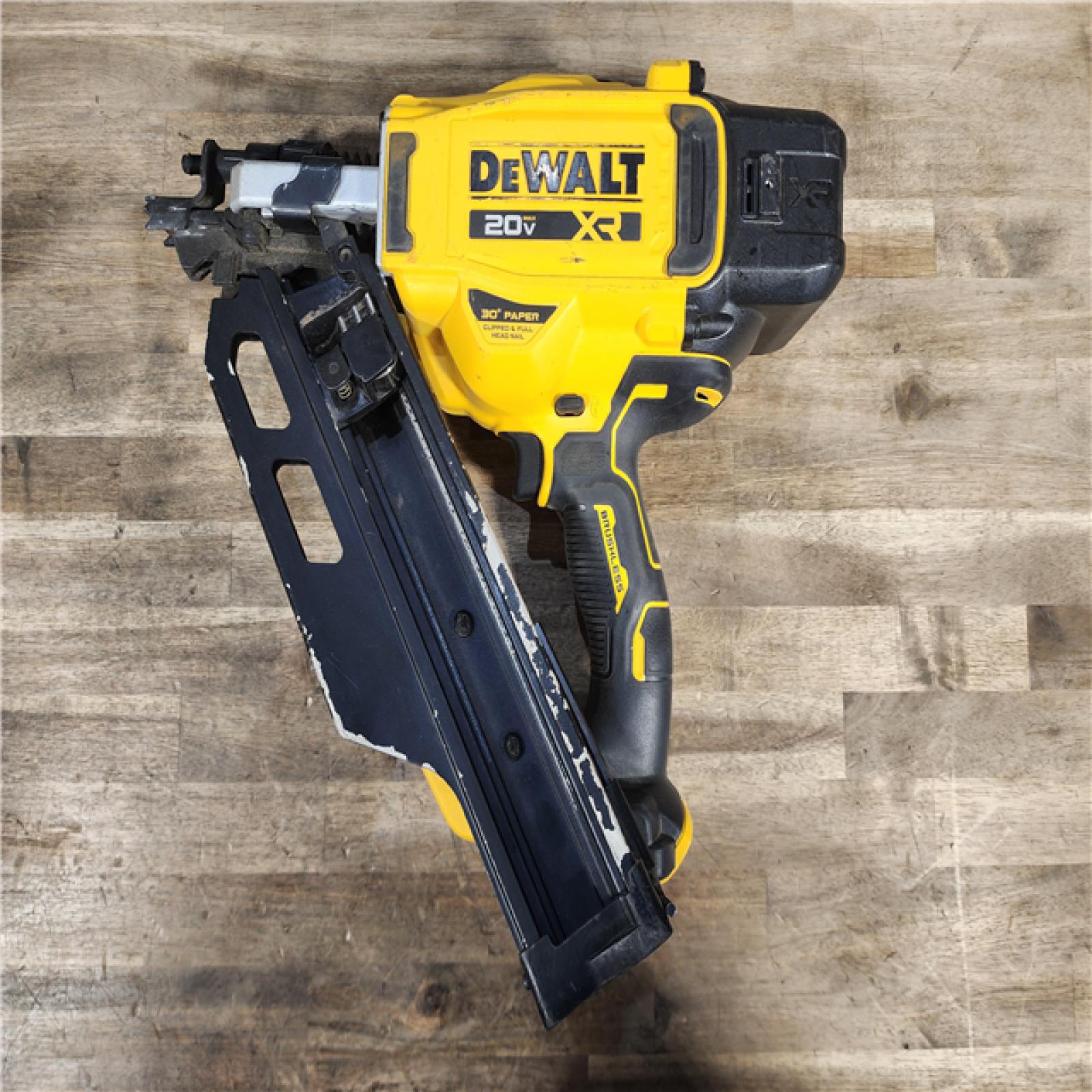 HOUSTON LOCATION - AS-IS DEWALT 20-Volt 30° Cordless Framing Nailer (Tool-Only)