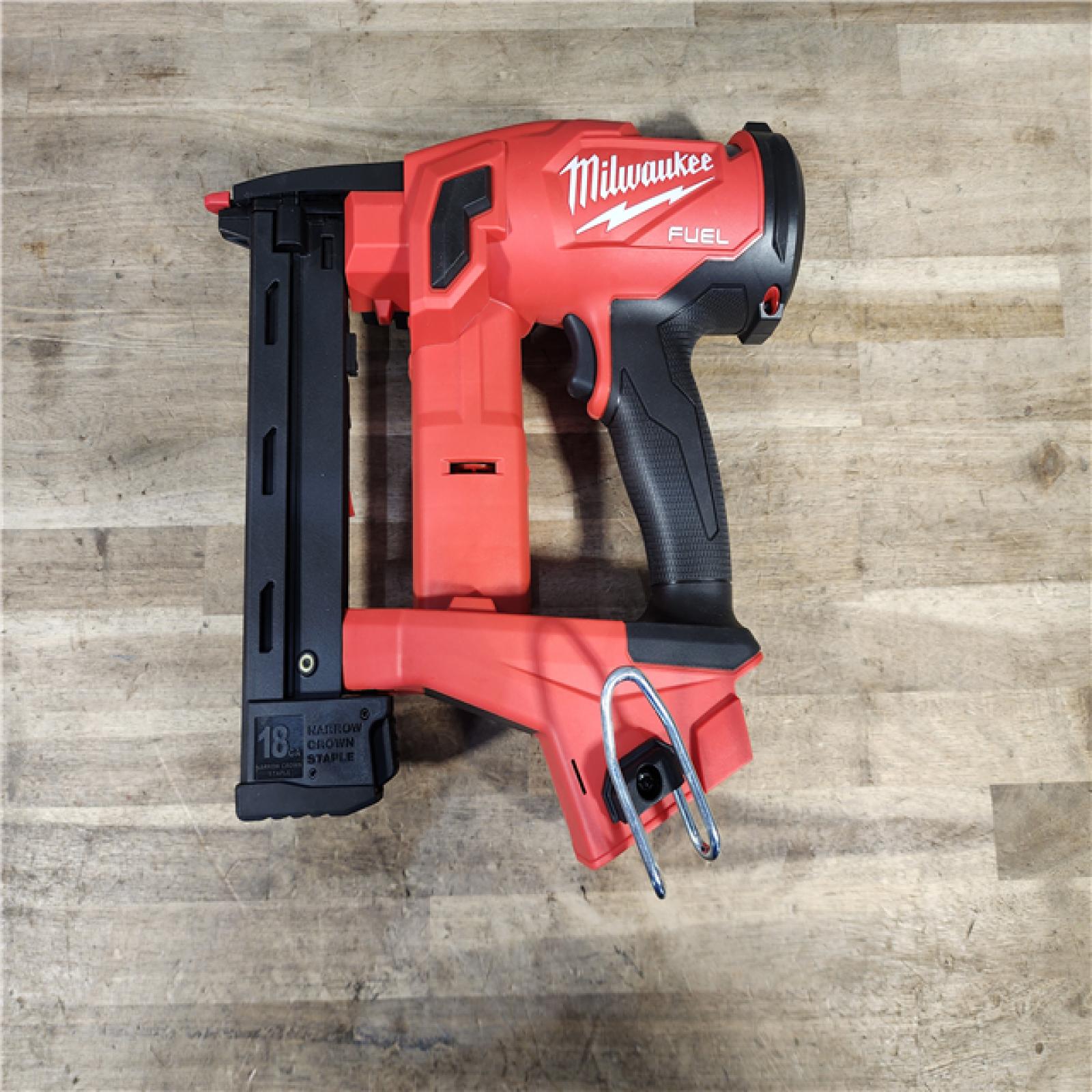 HOUSTON LOCATION - AS-IS MILWAUKEE FUEL 18-Volt Lithium-Ion Brushless Cordless 18-Gauge 1/4 in. Narrow Crown Stapler (Tool-Only)