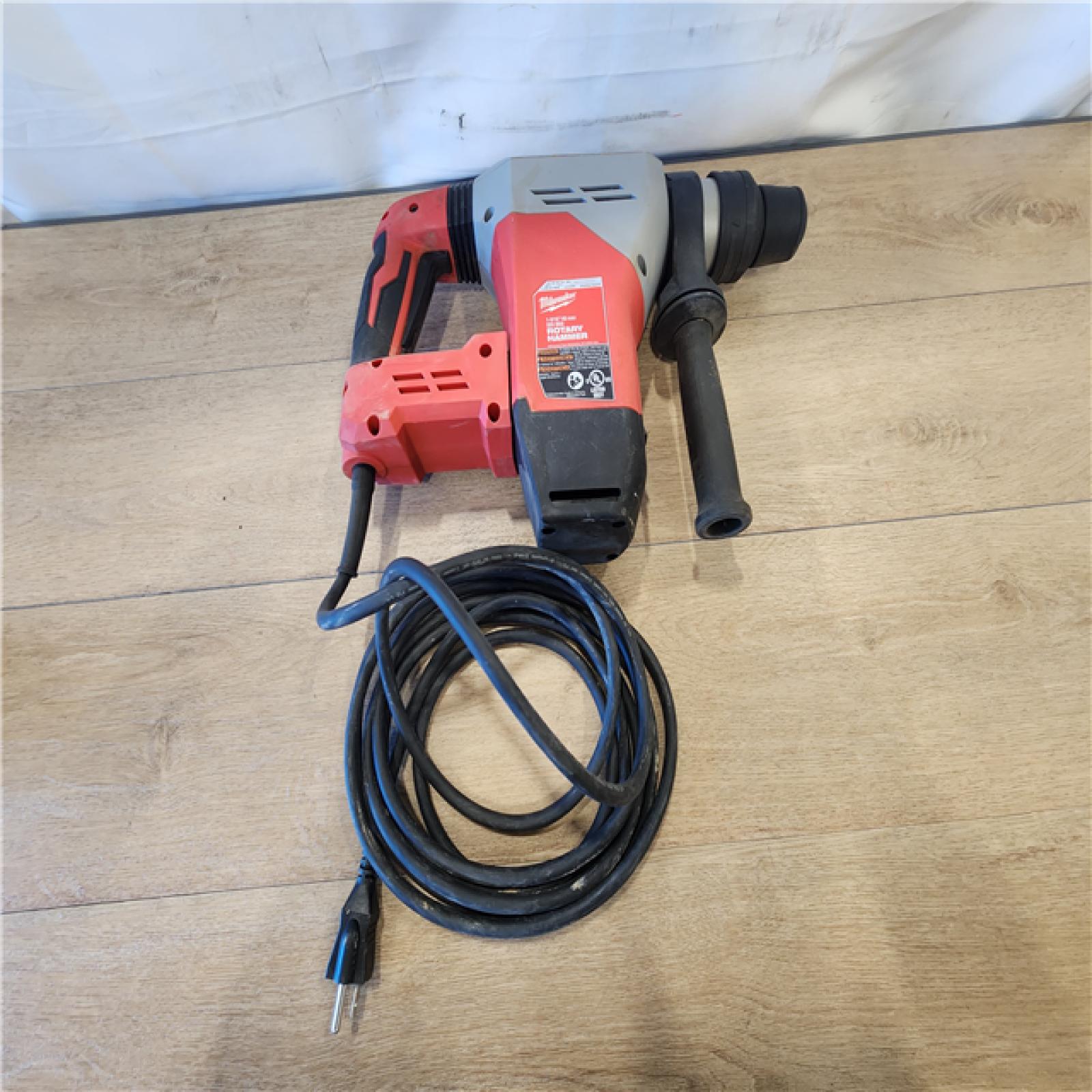 AS-IS- Milwaukee 1-9/16 in. SDS-Max Rotary Hammer