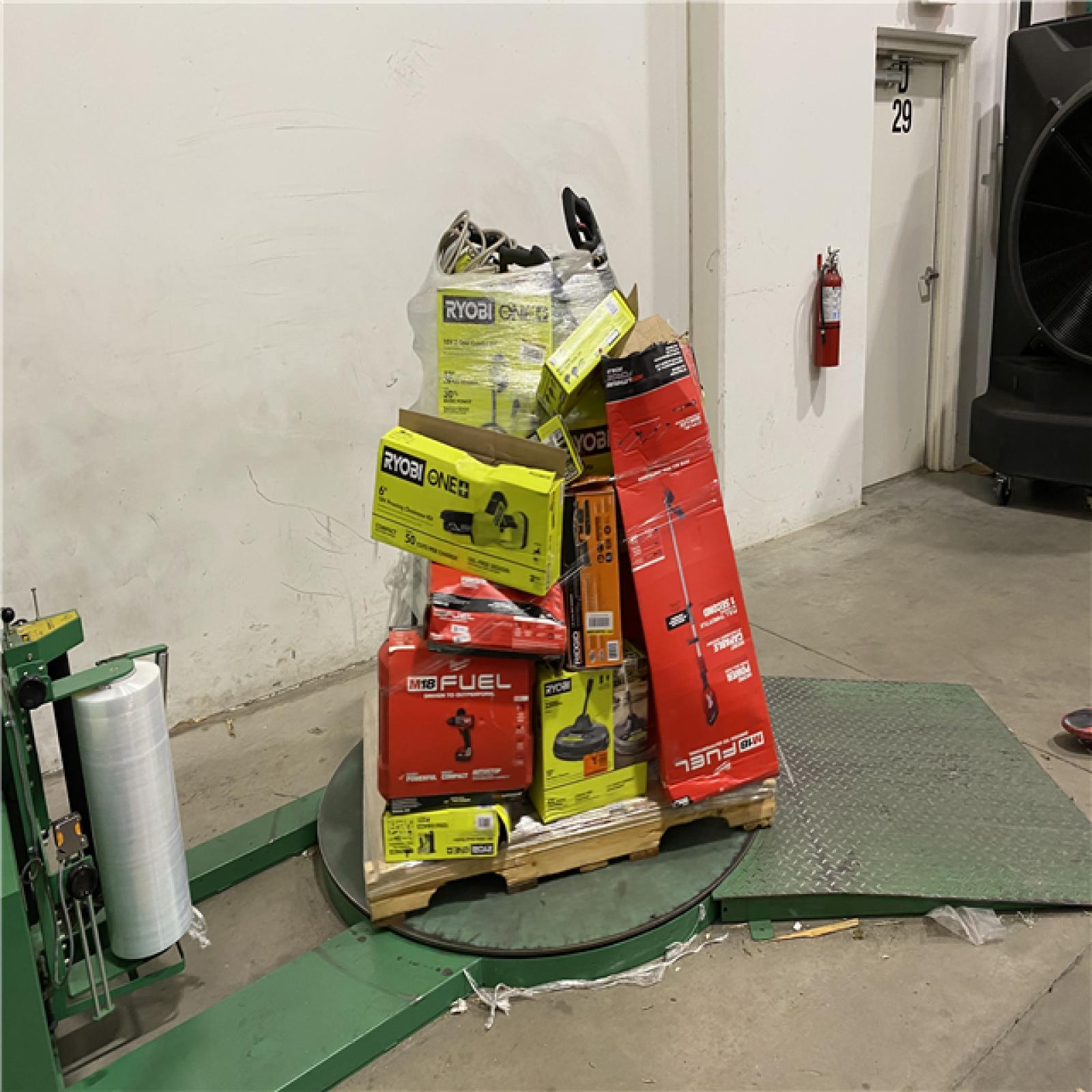 Dallas Location - As-Is Tool Pallet