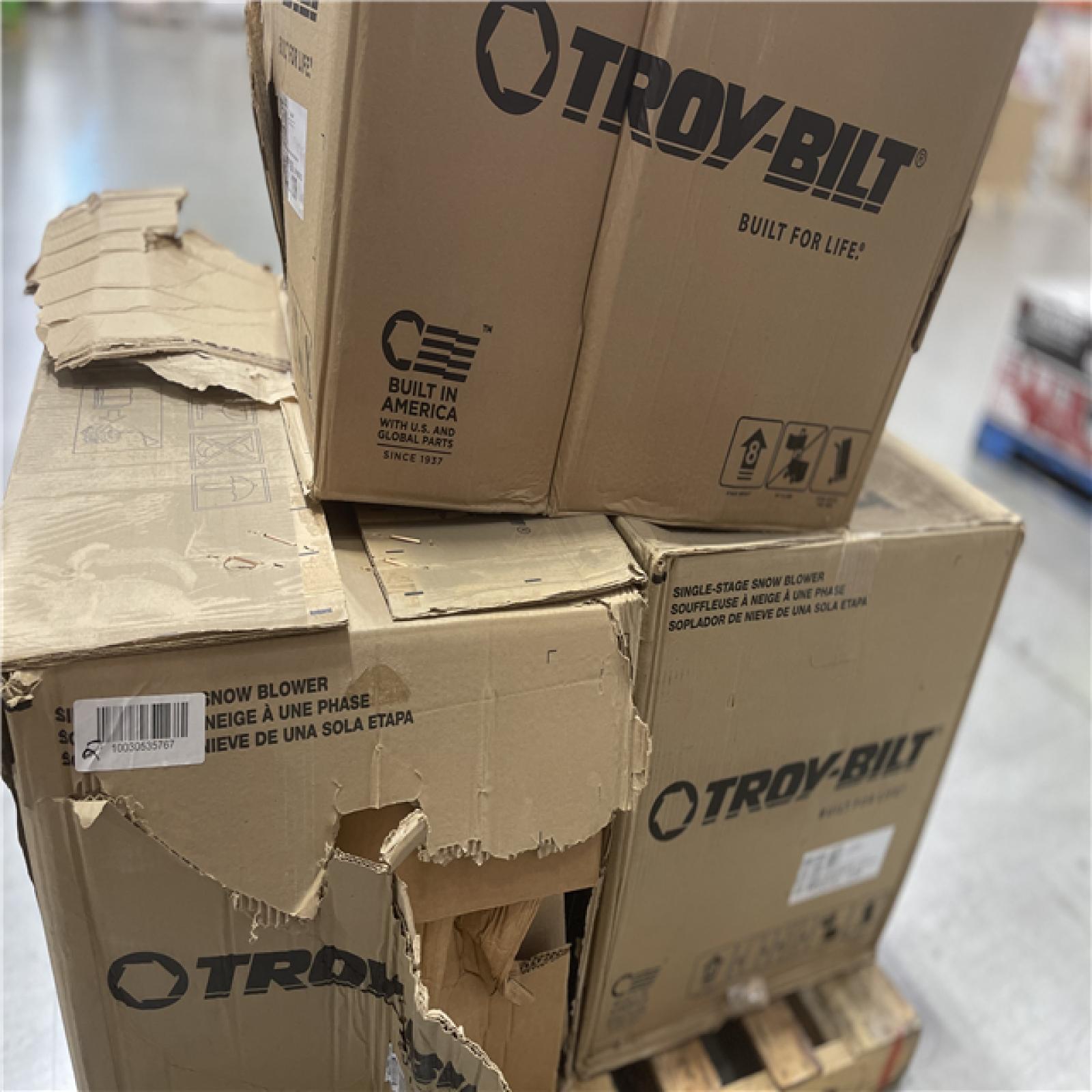 DALLAS LOCATION - Troy-Bilt Squall 21 in. 123 cc Single-Stage Gas Snow Blower with E-Z Chute Control PALLET-(3 UNITS)