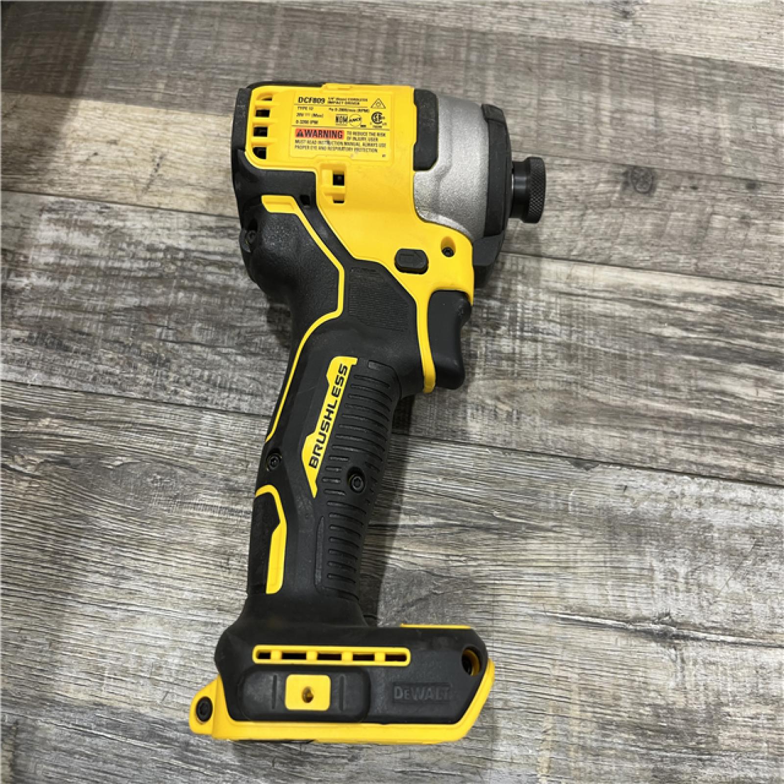 AS-IS DEWALT Atomic 20V Max Lithium-Ion Brushless Cordless Compact 1/4 in. Impact Driver Kit