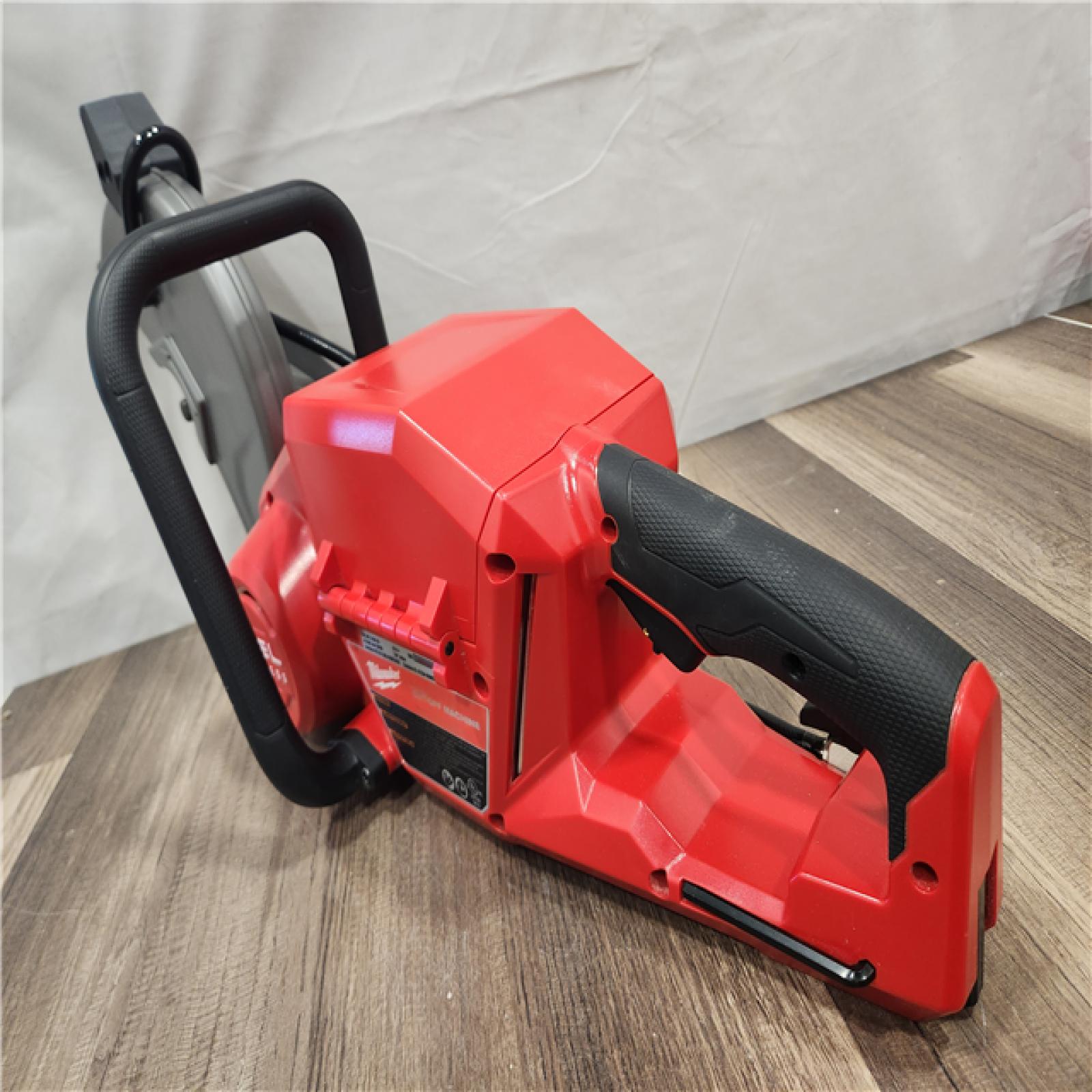 AS-IS- Milwaukee M18 FUEL Lithium-Ion 9 in. Cut-Off Saw W/ ONE-KEY (Tool Only)