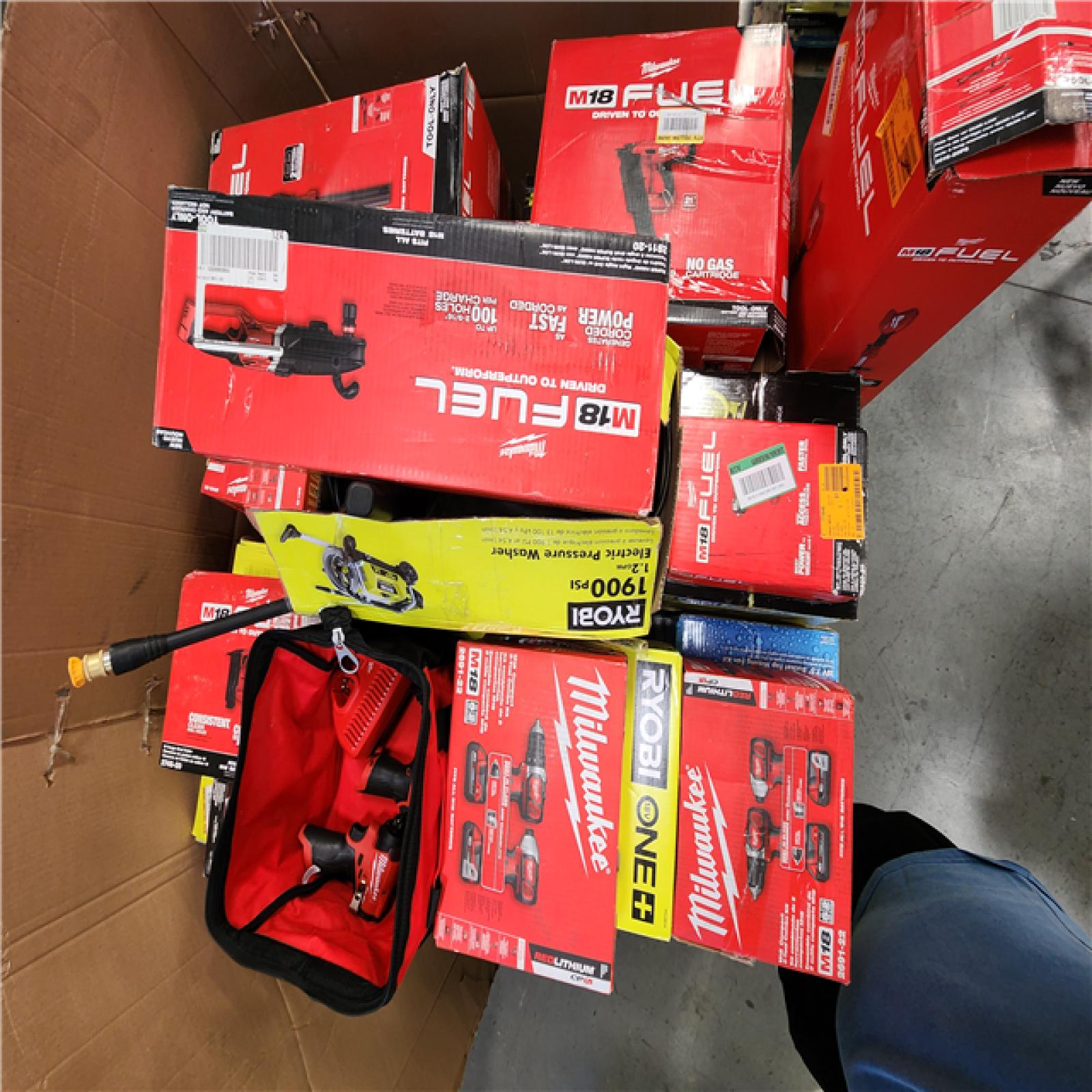 CALIFORNIA AS-IS TOOL PALLET