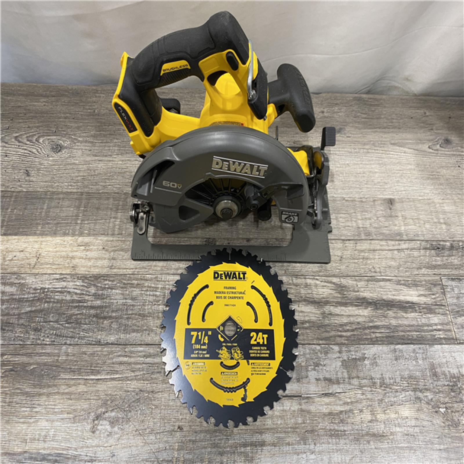 AS-IS DEWALT FLEXVOLT 60V MAX Cordless Brushless 7-1/4 in. Circular Saw with Brake (Tool Only)