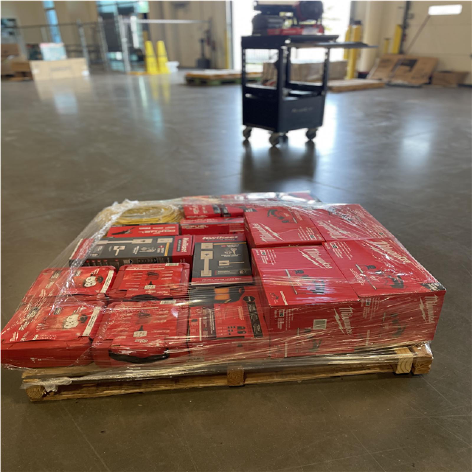 DALLAS LOCATION- NEW!- Mixed Pallet