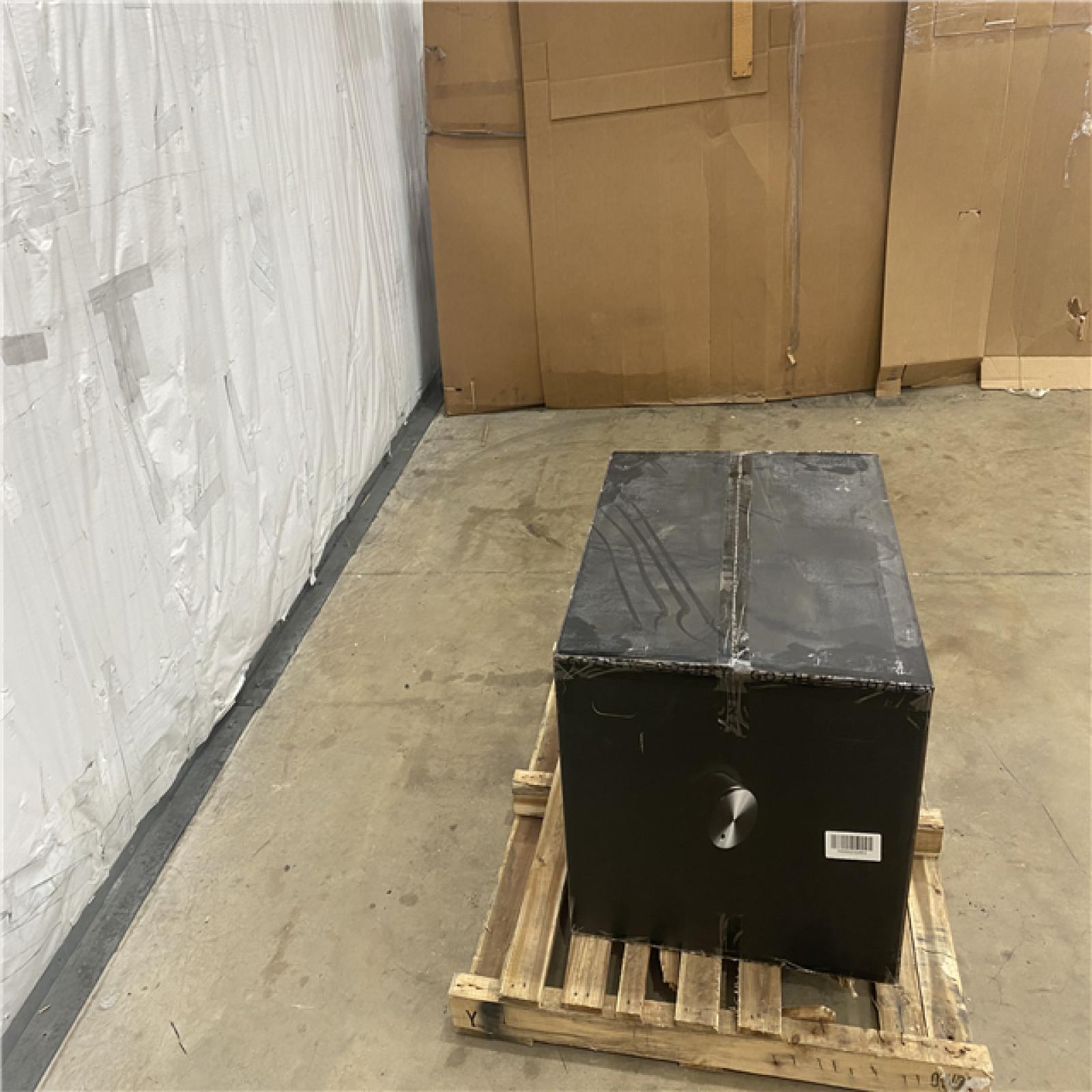 Houston Location - AS-IS home improvement pallet GOZNEY DOME