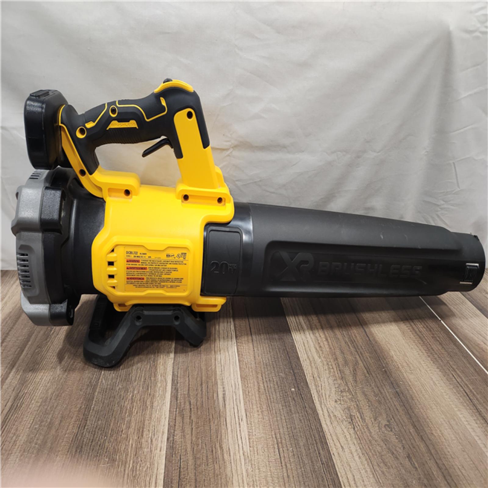 AS-IS- DEWALT 20V MAX* XR Brushless Cordless Handheld Blower (TOOL ONLY)