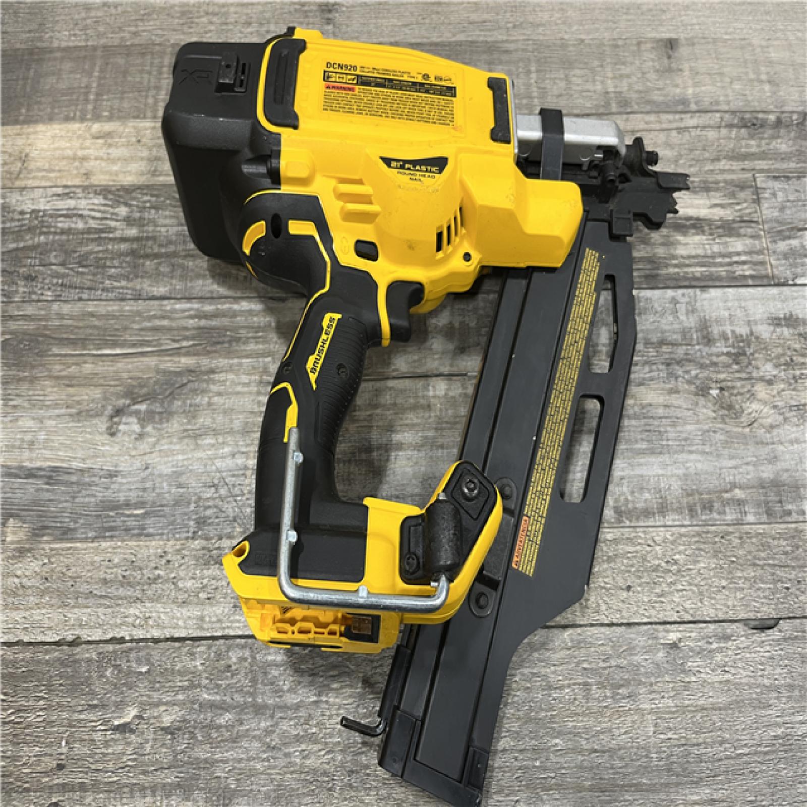 AS-IS DEWALT 20-Volt 21° Cordless Framing Nailer (Tool-Only)
