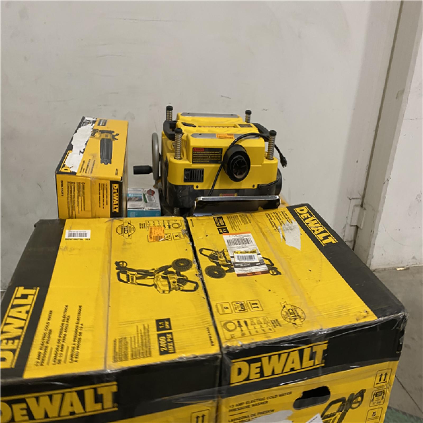 Dallas Location - As-Is DEWALT Tool Pallet