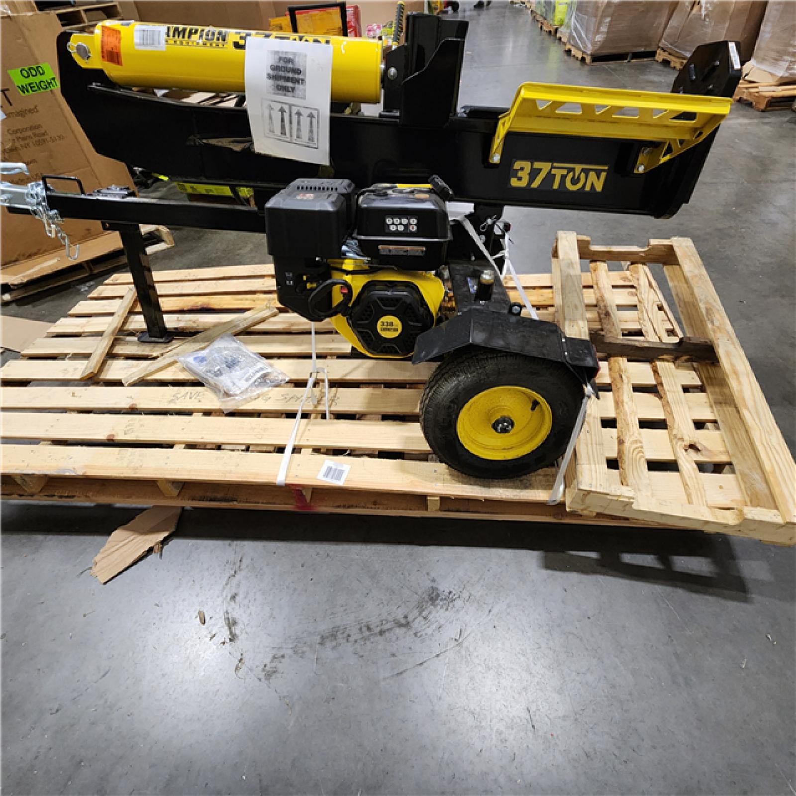 Dallas Location - As-Is Champion Power Equipment 37 Ton 338cc Gas Powered Log Splitter