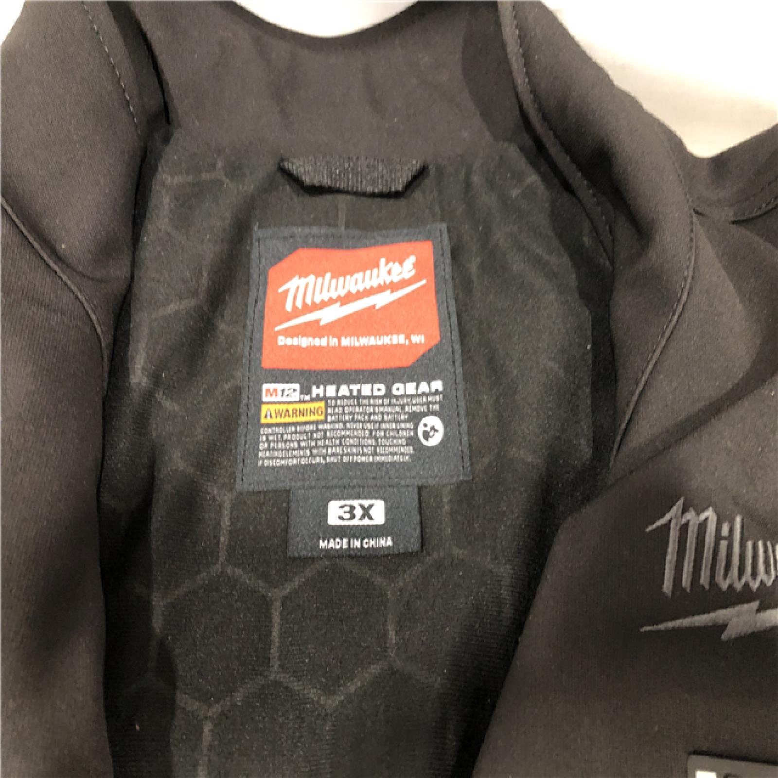 AS-IS Milwaukee 3X Black Heated Jacket Kit