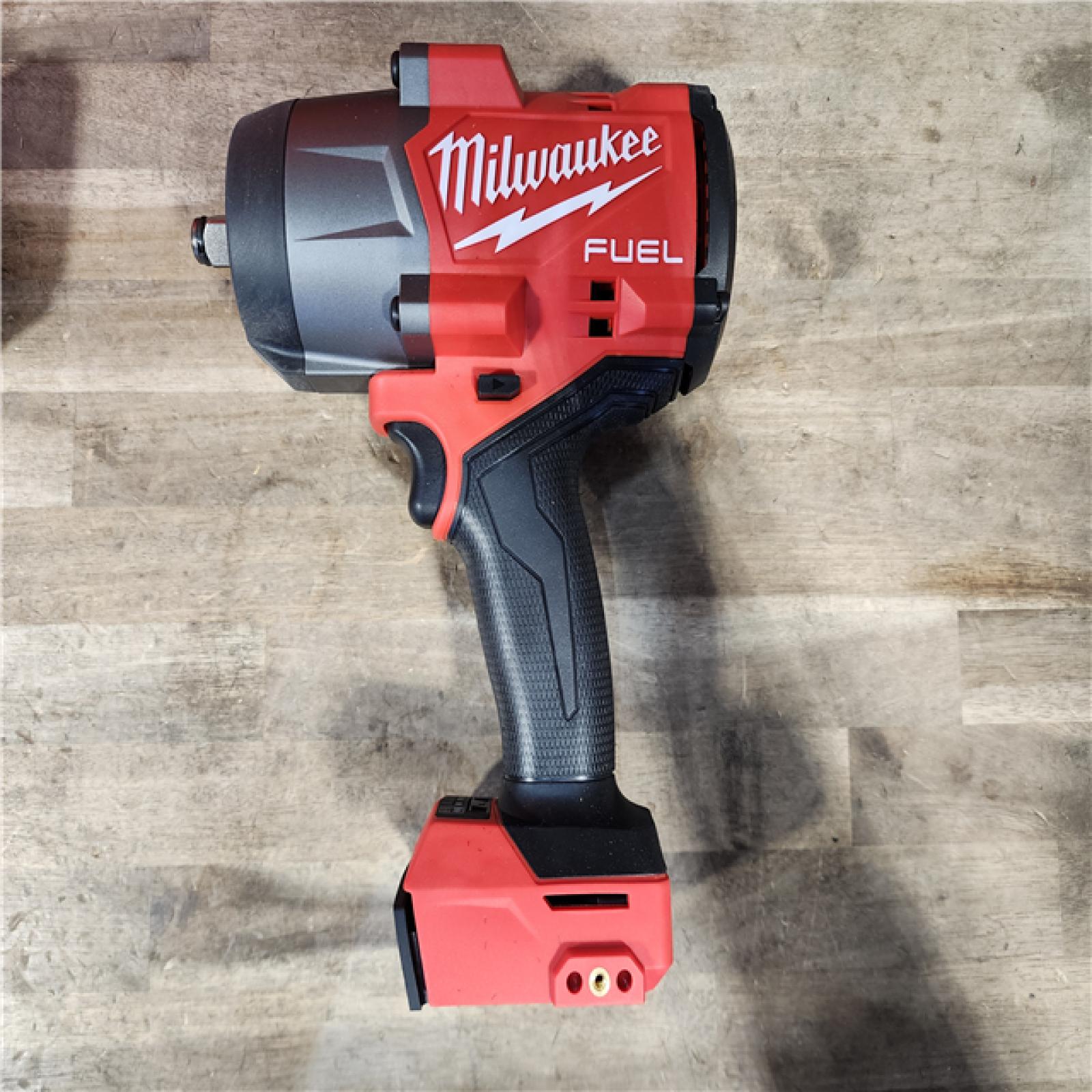 HOUSTON LOCATION - AS-IS Milwaukee M18 1/2 in. Cordless Brushless High Torque Impact Wrench Kit (Battery & Charger)