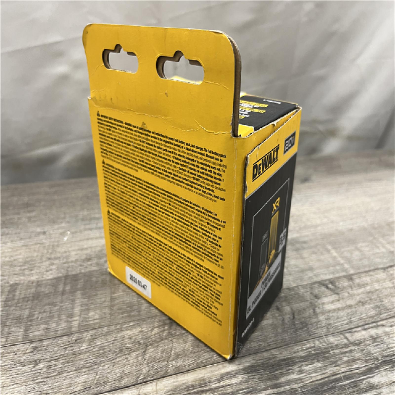 NEW - DEWALT 20V MAX XR POWERSTACK Lithium-Ion 3.5 Ah Battery (2 -Pack)