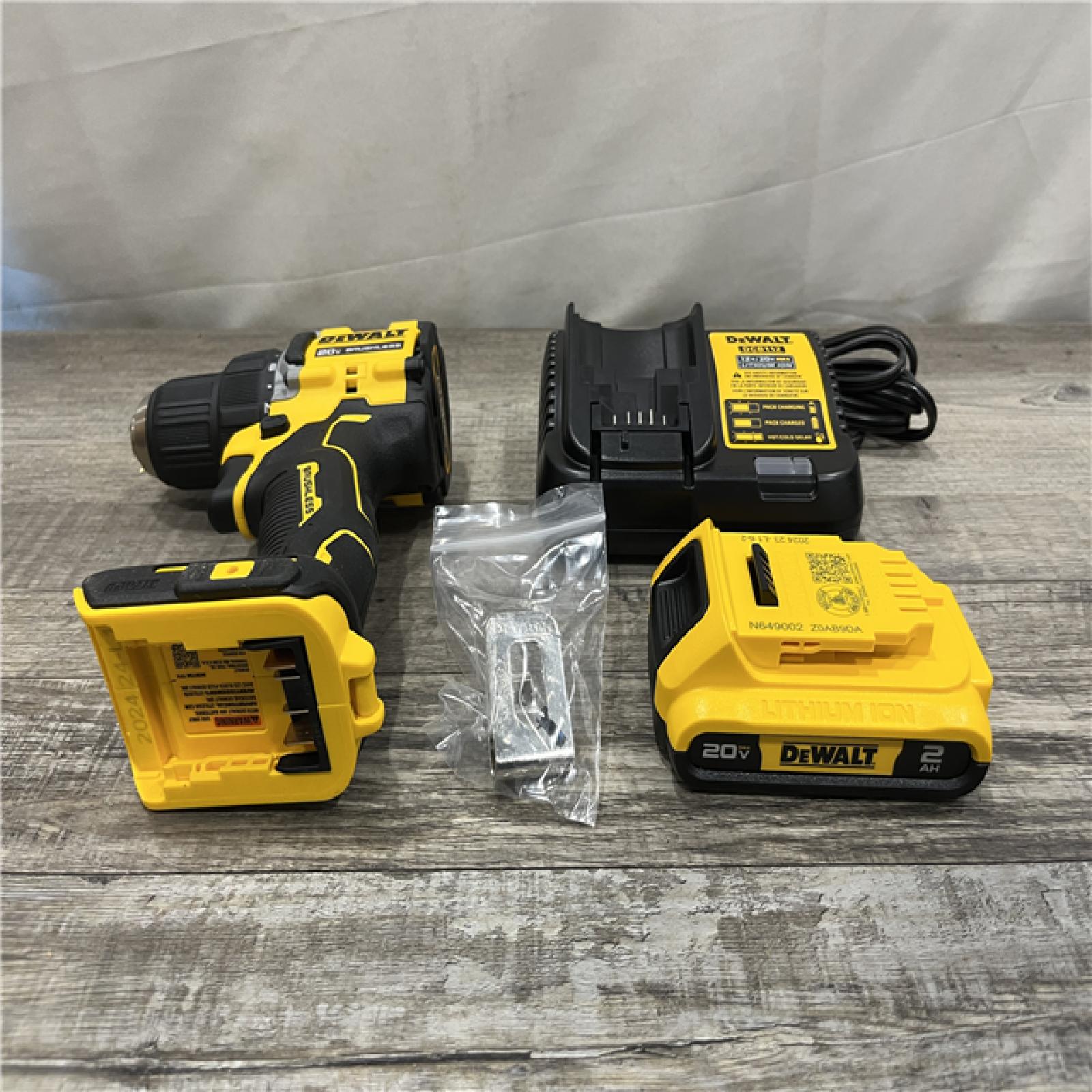 AS-IS DEWALT Atomic 20V Lithium-Ion Cordless Compact 1/2 in. Drill/Driver Kit