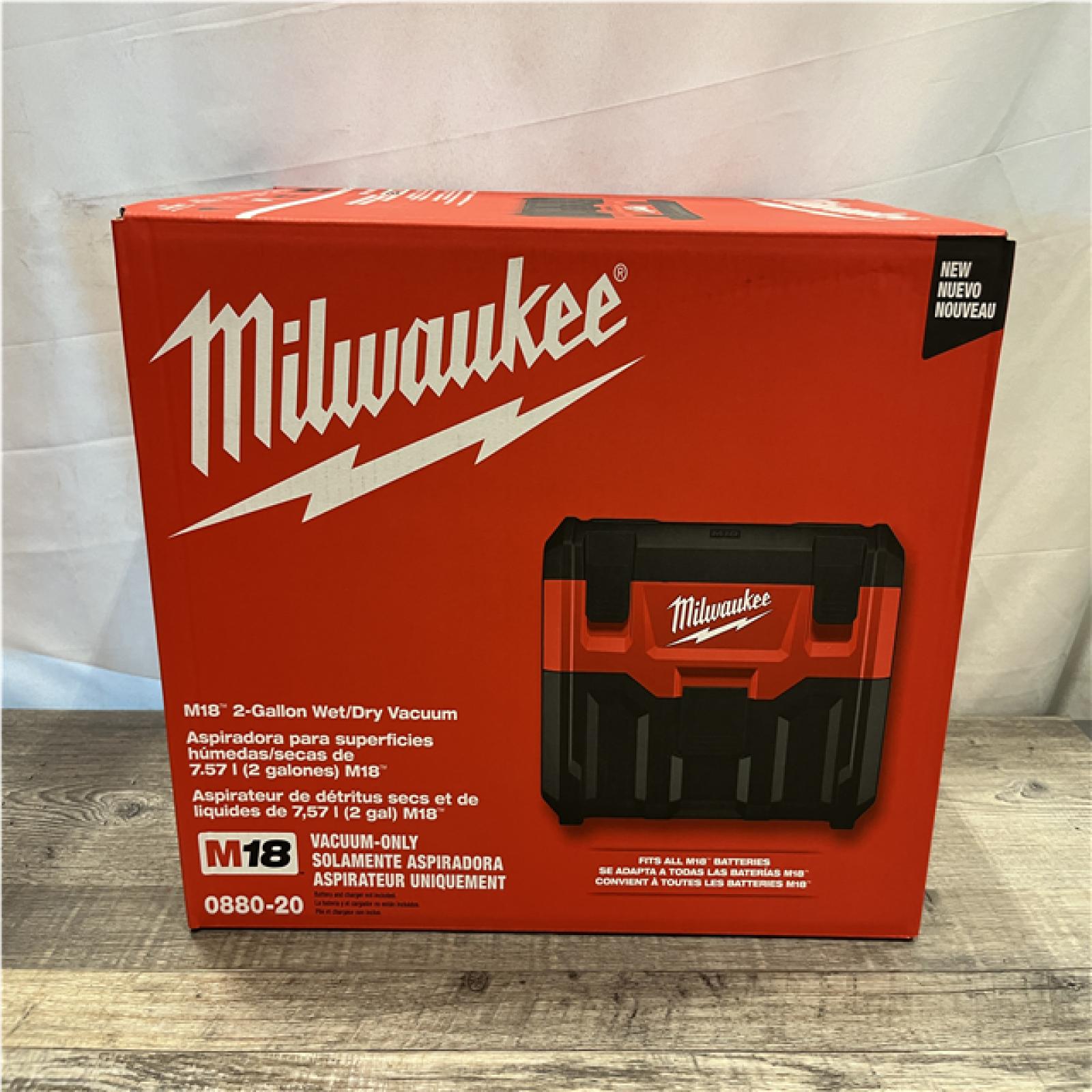 NEW - Milwaukee 18-Volt 2 Gal. Lithium-Ion Cordless Wet/Dry Vacuum (Vacuum-Only)