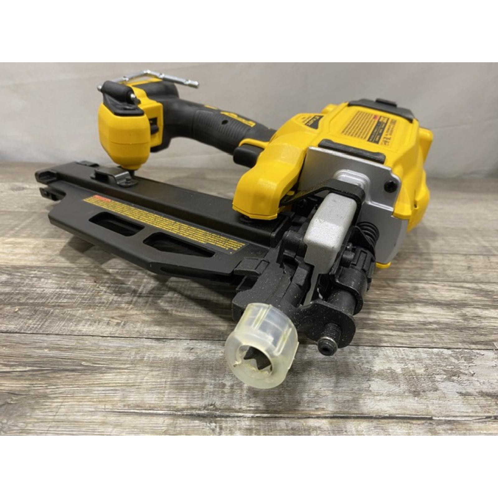 AS-IS DEWALT 20-Volt 21° Cordless Framing Nailer (Tool-Only)