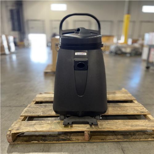 DALLAS LOCATION- AS-IS RENOWN 18 Gal. Wet/Dry Vacuum Tank Shovel Nose Design