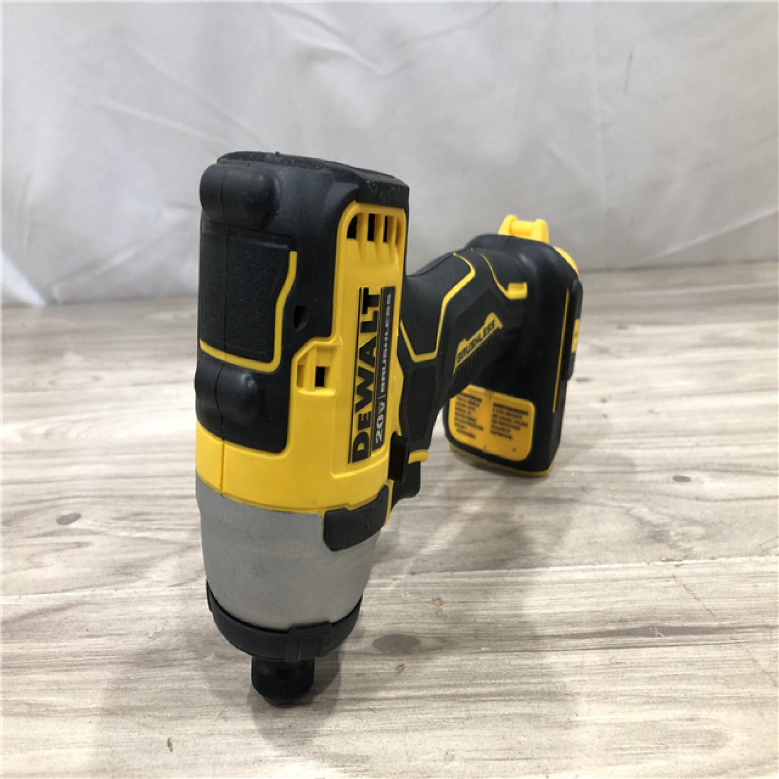 AS-IS DEWALT Atomic 20V Max Lithium-Ion Cordless Compact 1/4 in. Impact Driver Kit