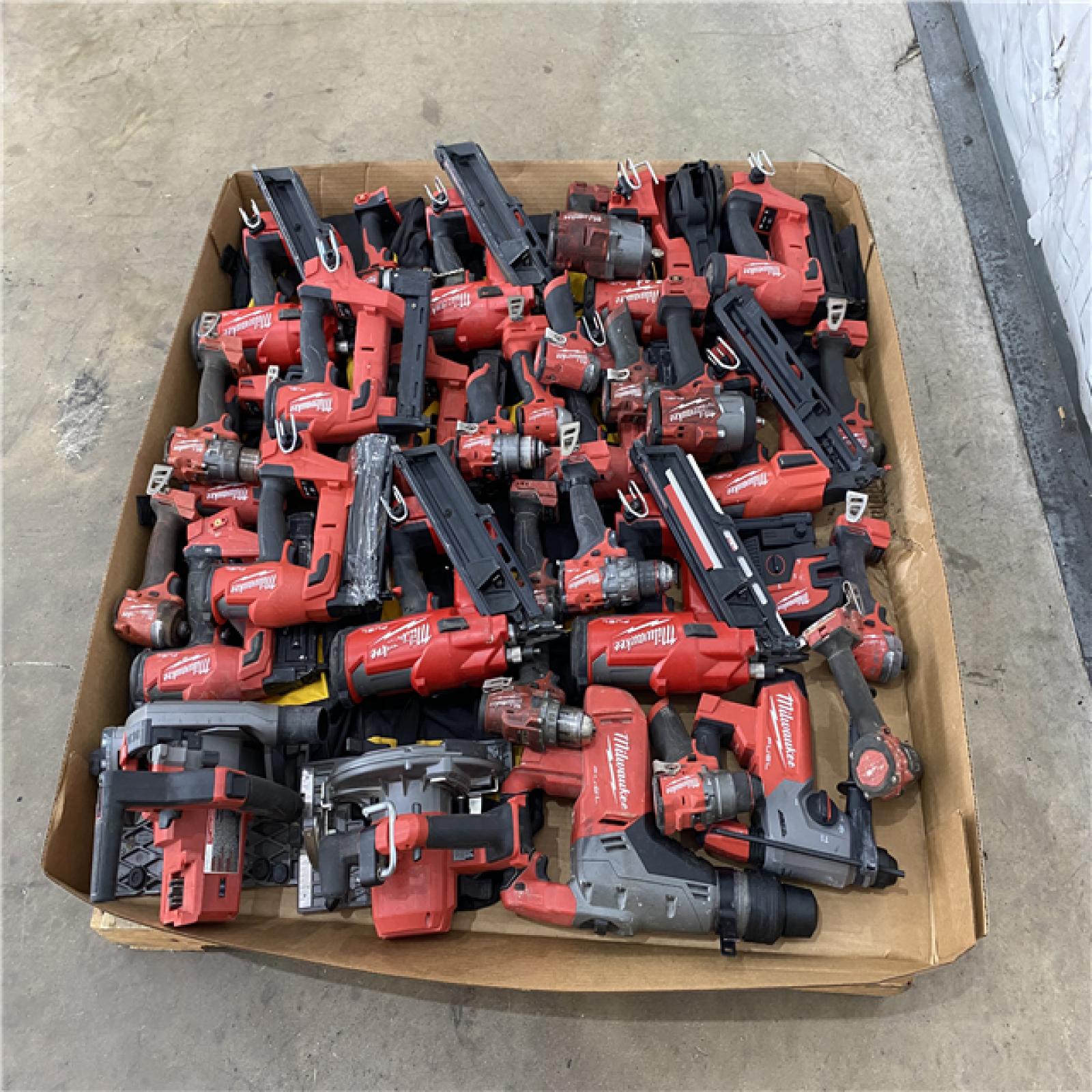 Houston Location AS IS - Tool Pallet