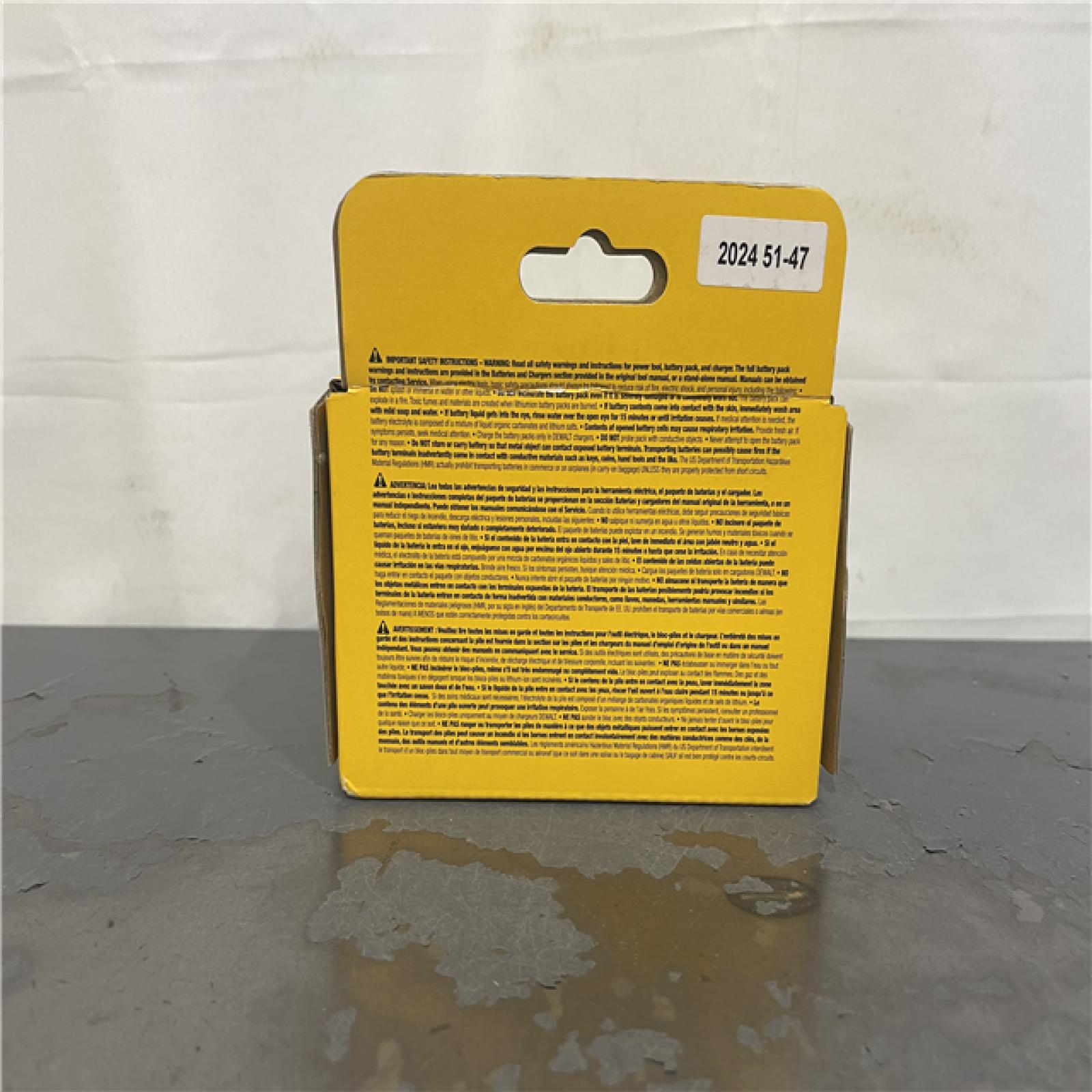 LIKE NEW- DeWalt 20V MAX XR POWERSTACK DCBP320 3.5 Ah Lithium-Ion Battery 1 Pc