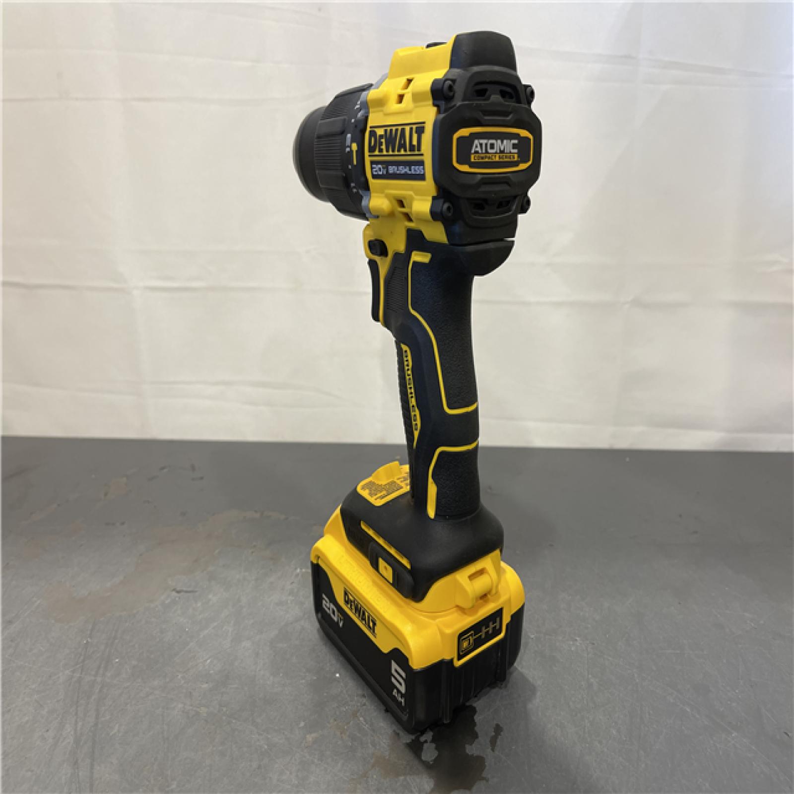 AS-IS - DeWalt ATOMIC 20V Lithium-Ion Cordless 1/2 in. Hammer Drill Kit