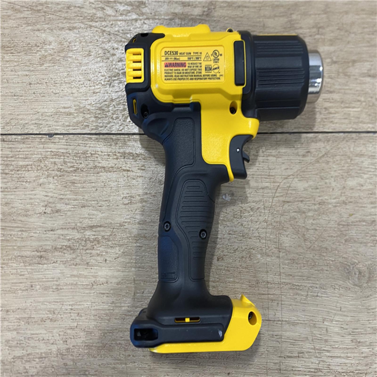 AS-IS DEWALT 20V MAX Cordless Compact Heat Gun with Flat and Hook Nozzle Attachments
