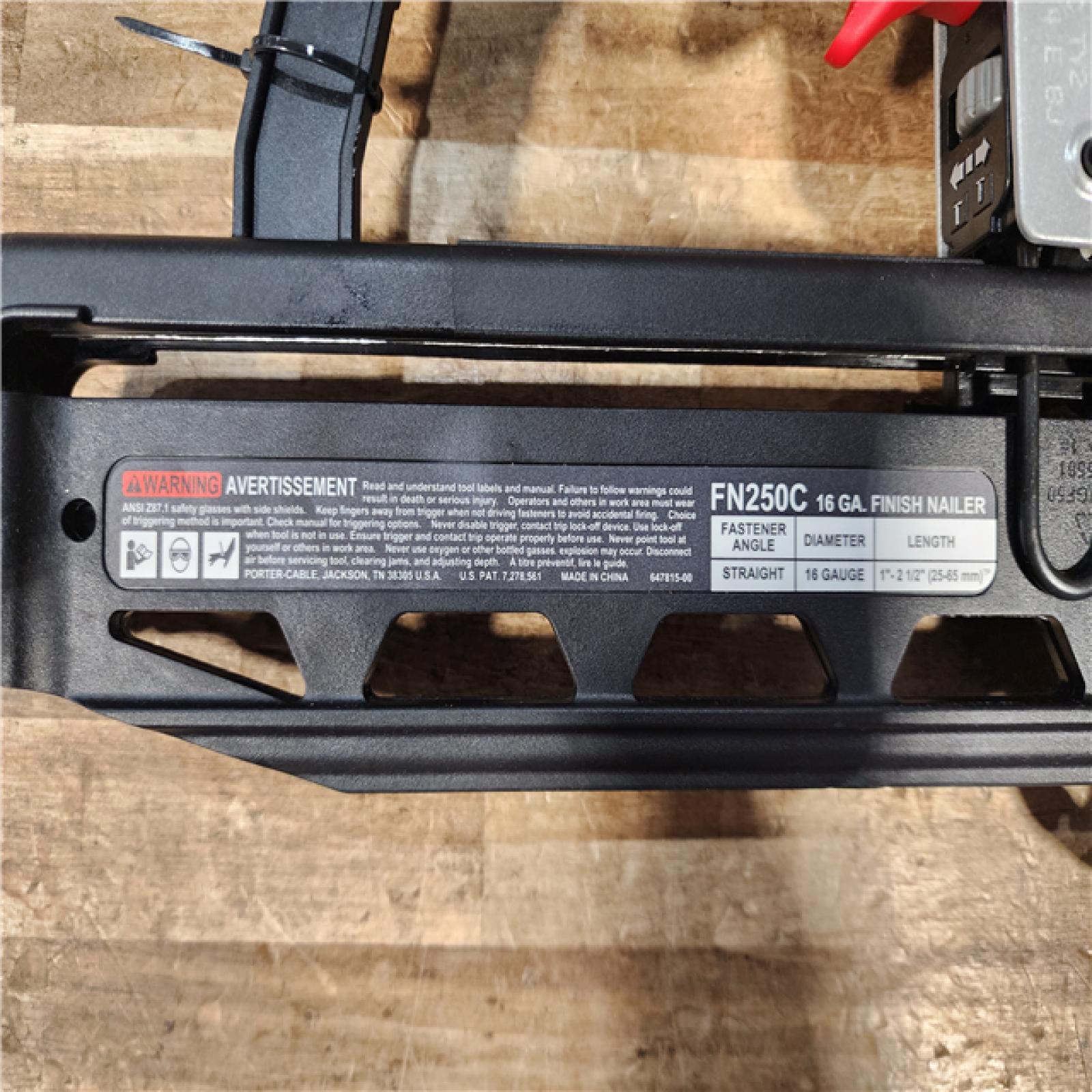 HOUSTON LOCATION - AS - IS PORTER-CABLE Pneumatic 16-Gauge 2-1/2 in. Nailer Kit