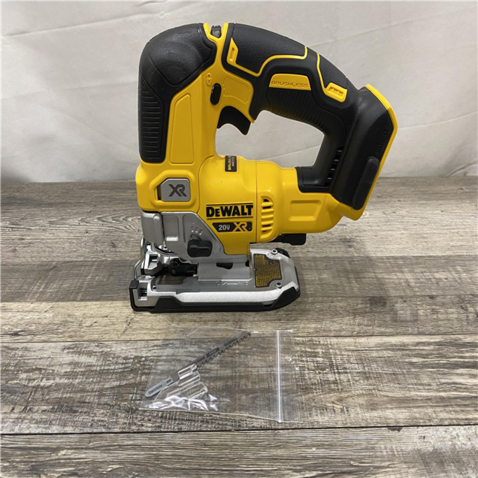 AS-IS DEWALT 20V MAX XR Cordless Brushless Jigsaw (Tool Only)