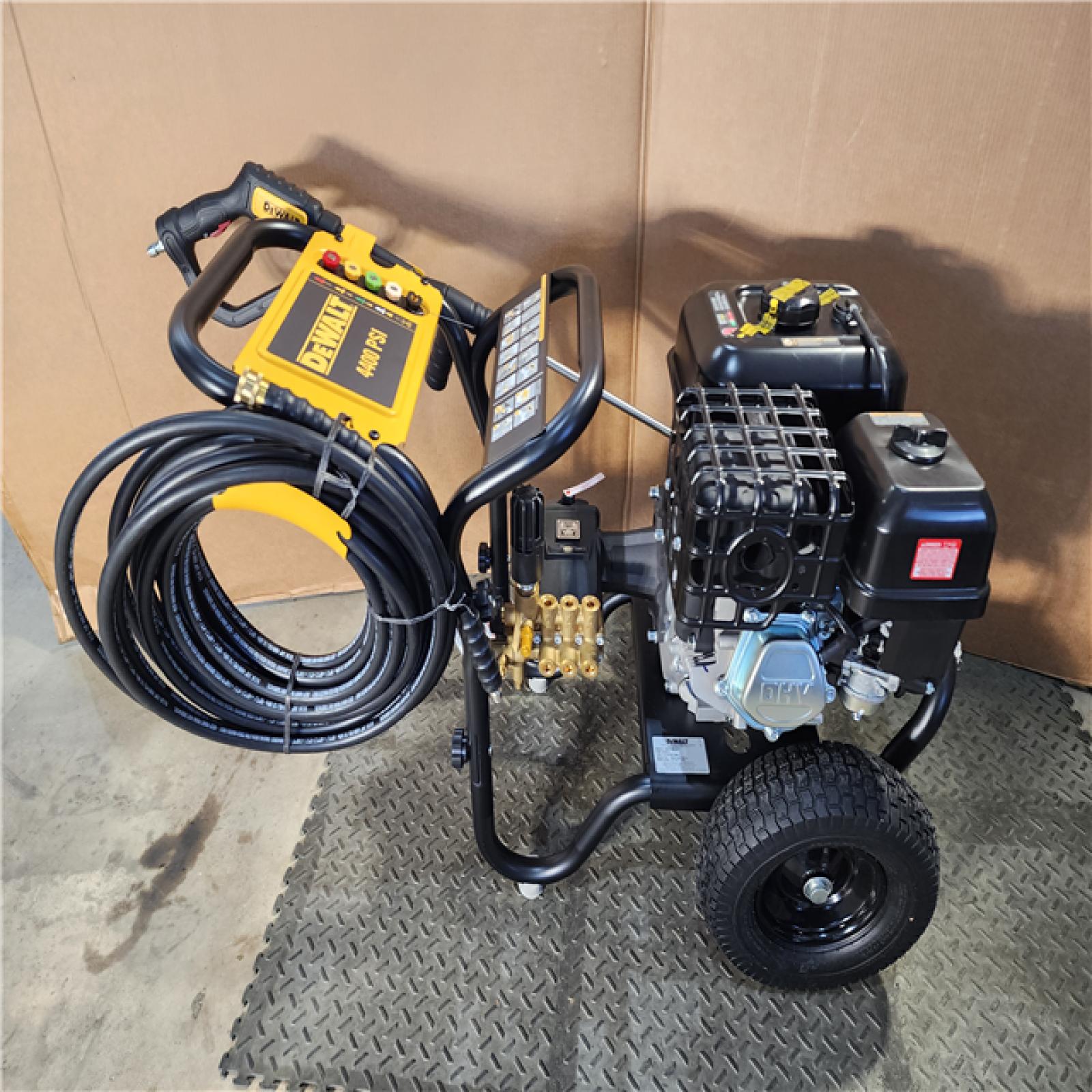 HOUSTON LOCATION - AS-IS (APPEARS LIKE NEW) DEWALT 4400 PSI 4.0 GPM Cold Water Gas Pressure Washer