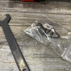 AS-IS Milwaukee 18V Lithium-Ion Cordless Drywall Cut Out Rotary Tool (Tool-Only)