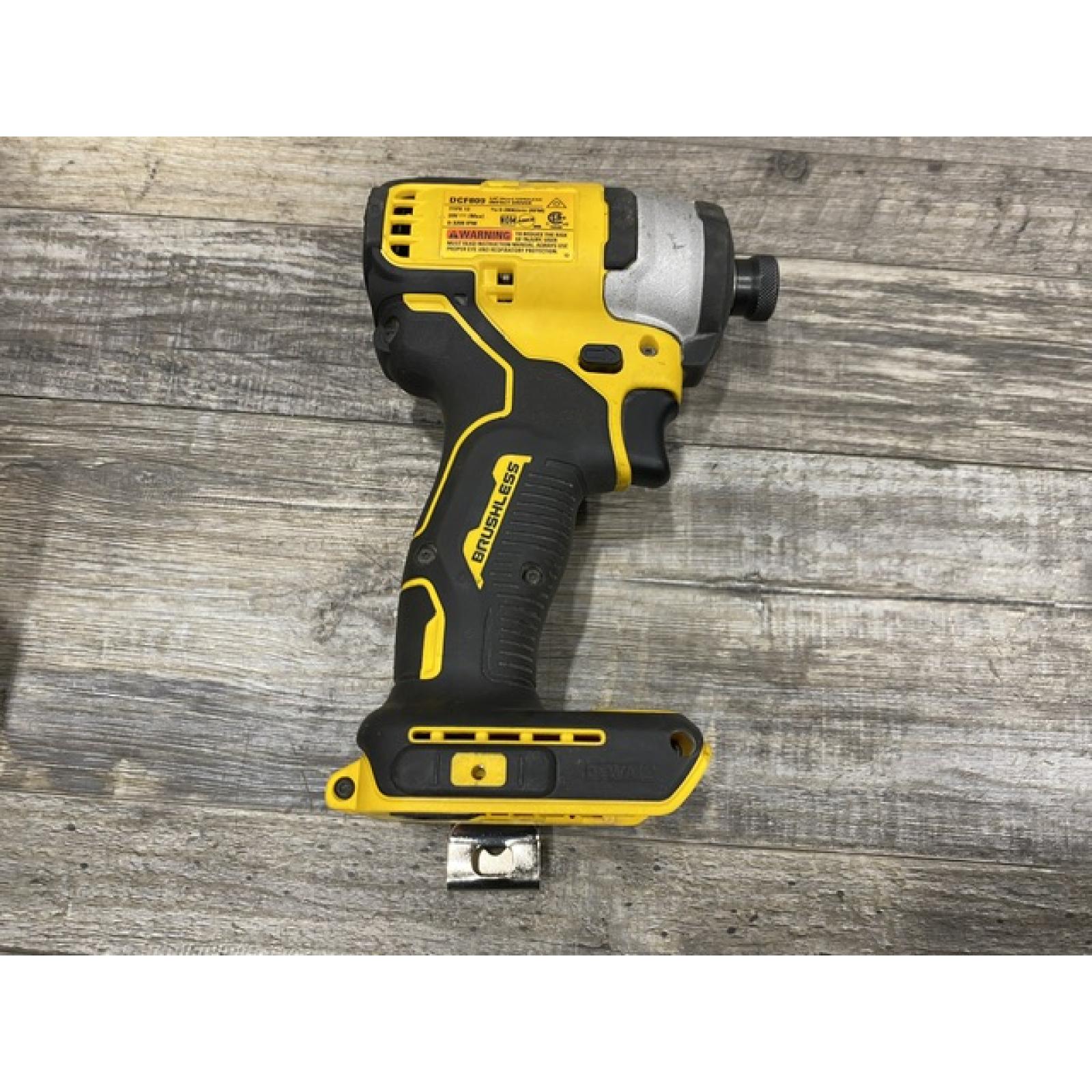 AS-IS DEWALT Atomic 20V Max Lithium-Ion Brushless Cordless Compact 1/4 in. Impact Driver Kit