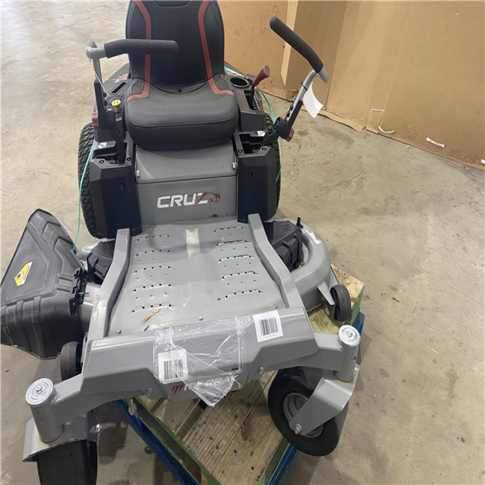 Houston Location - AS-IS Outdoor Power Equipment MURRAY 50 INCH SIT DOWN MOWER