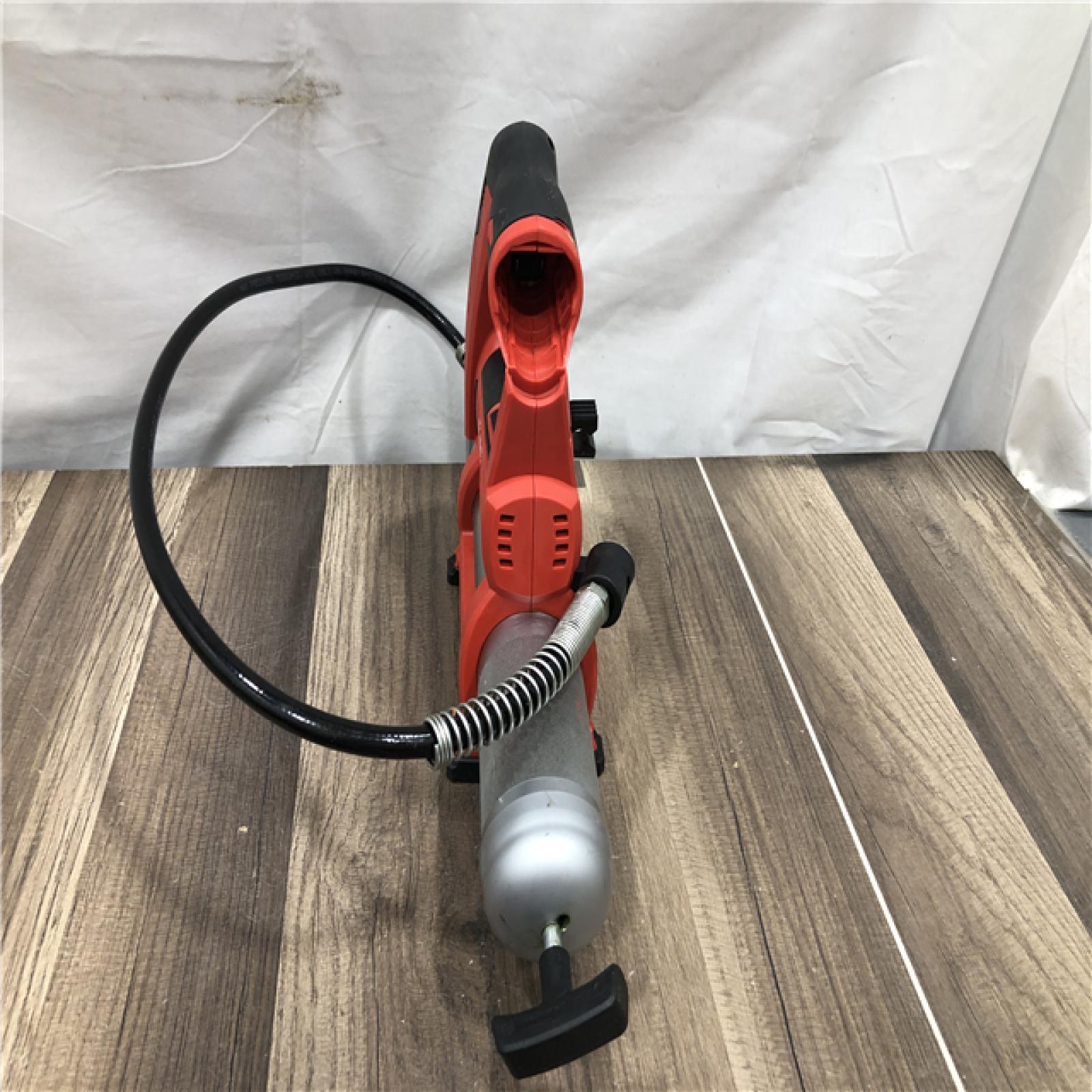 AS-IS Milwaukee M12 12V Lithium-Ion Cordless Grease Gun (Tool-Only)