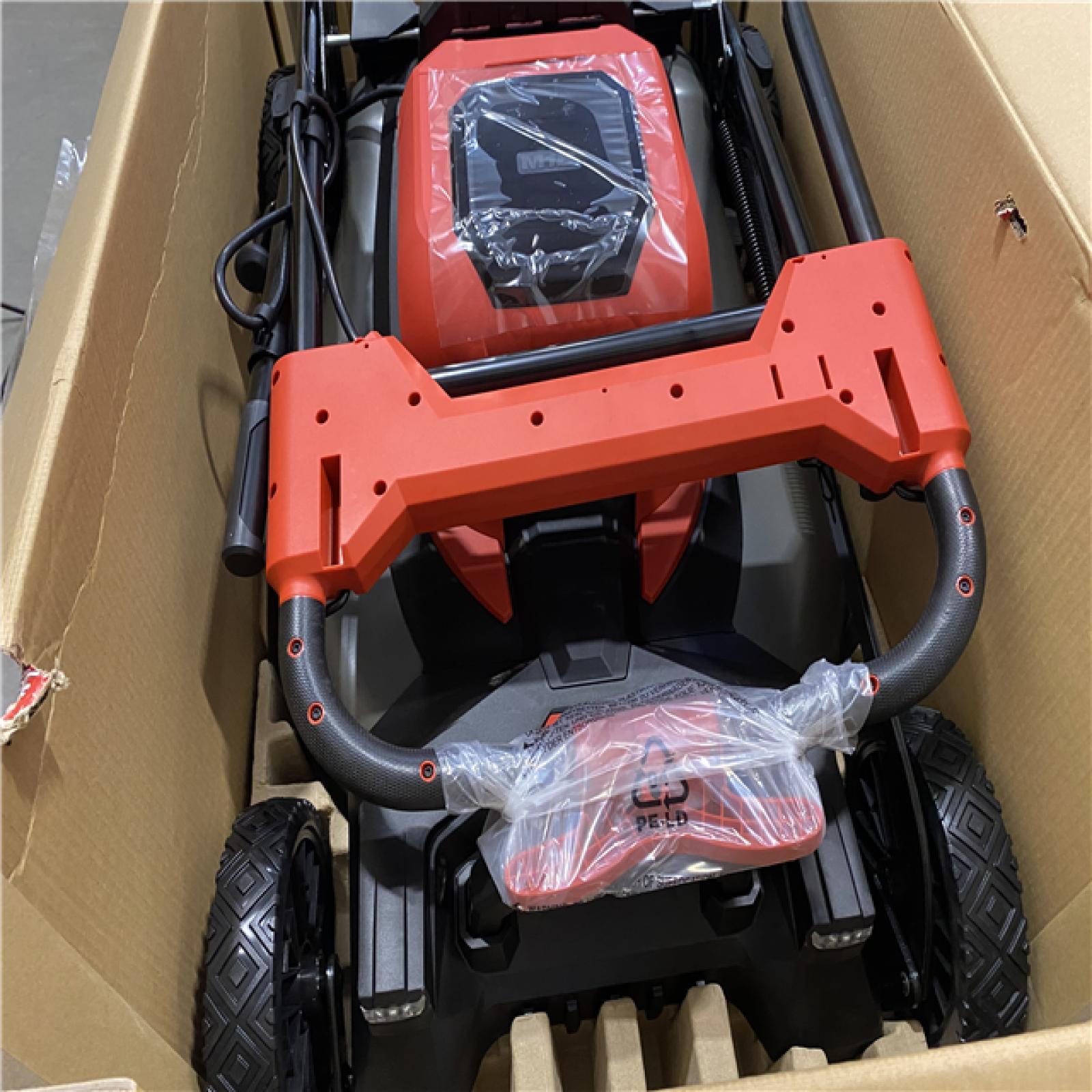 Dallas Location - As-Is 	Milwaukee M18 FUEL Brushless Cordless 21 in. Dual Battery Self-Propelled Mower Kit