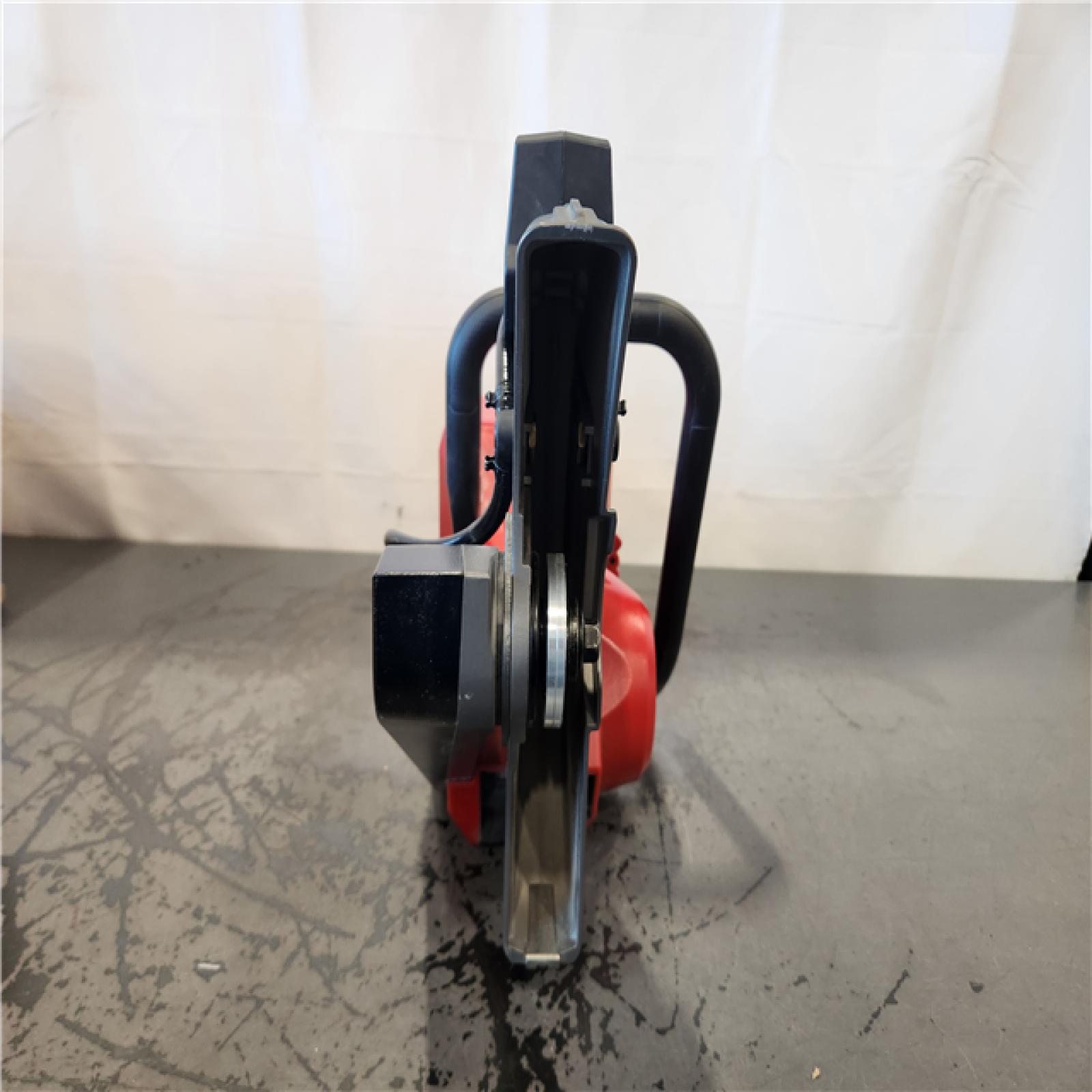 AS-IS- Milwaukee M18 FUEL Lithium-Ion 9 in. Cut-Off Saw W/ ONE-KEY (Tool Only)