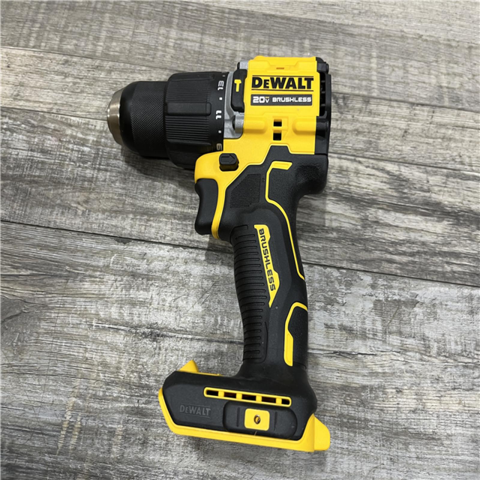 AS-IS DEWALT ATOMIC 20V Lithium-Ion Cordless 1/2 in. Hammer Drill Kit